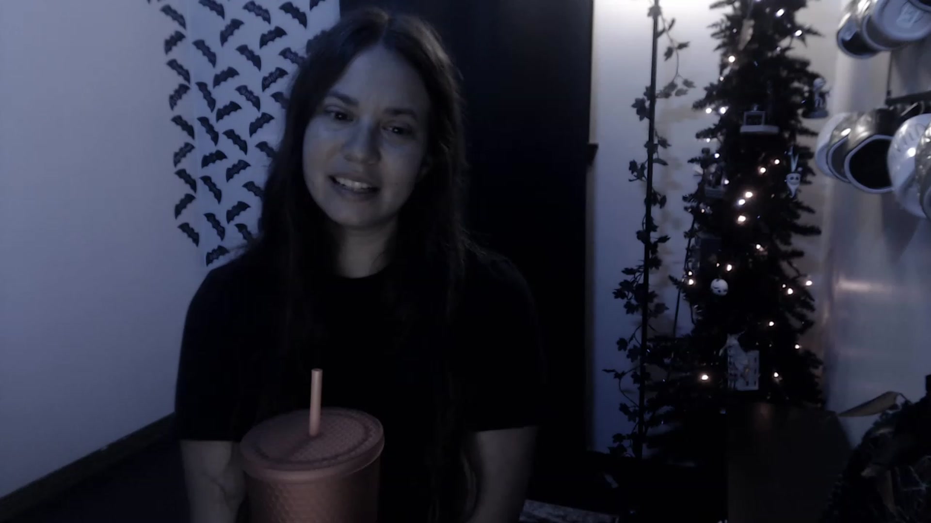 Gallery image thumbnail from LadyMarceline's myfreecams stream on, 12/04/2022, 06:46 image 6 of 20
