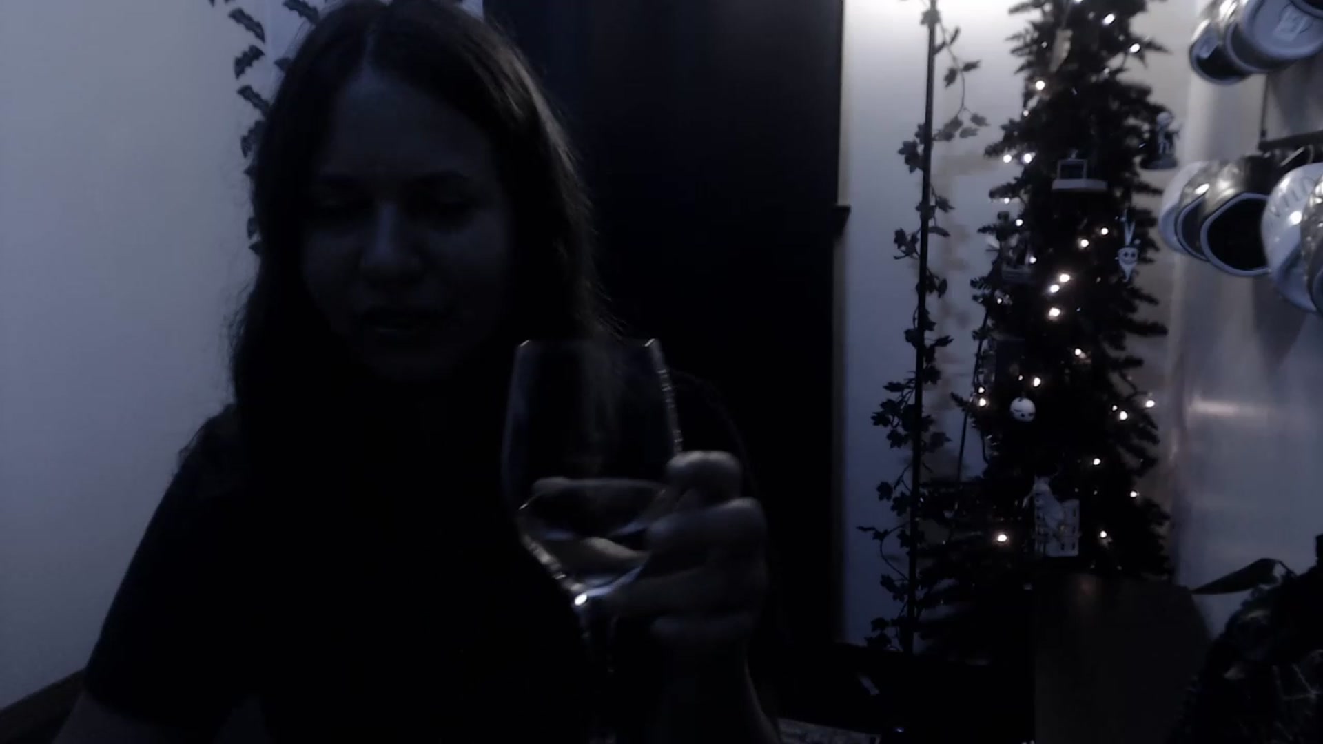 Gallery image thumbnail from LadyMarceline's myfreecams stream on, 12/04/2022, 06:46 image 13 of 20