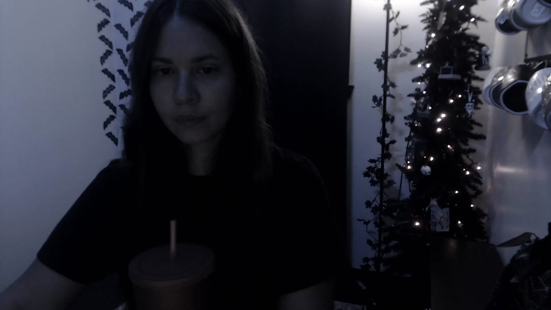 Gallery image thumbnail from LadyMarceline's myfreecams stream on, 12/04/2022, 06:46 image 8 of 20