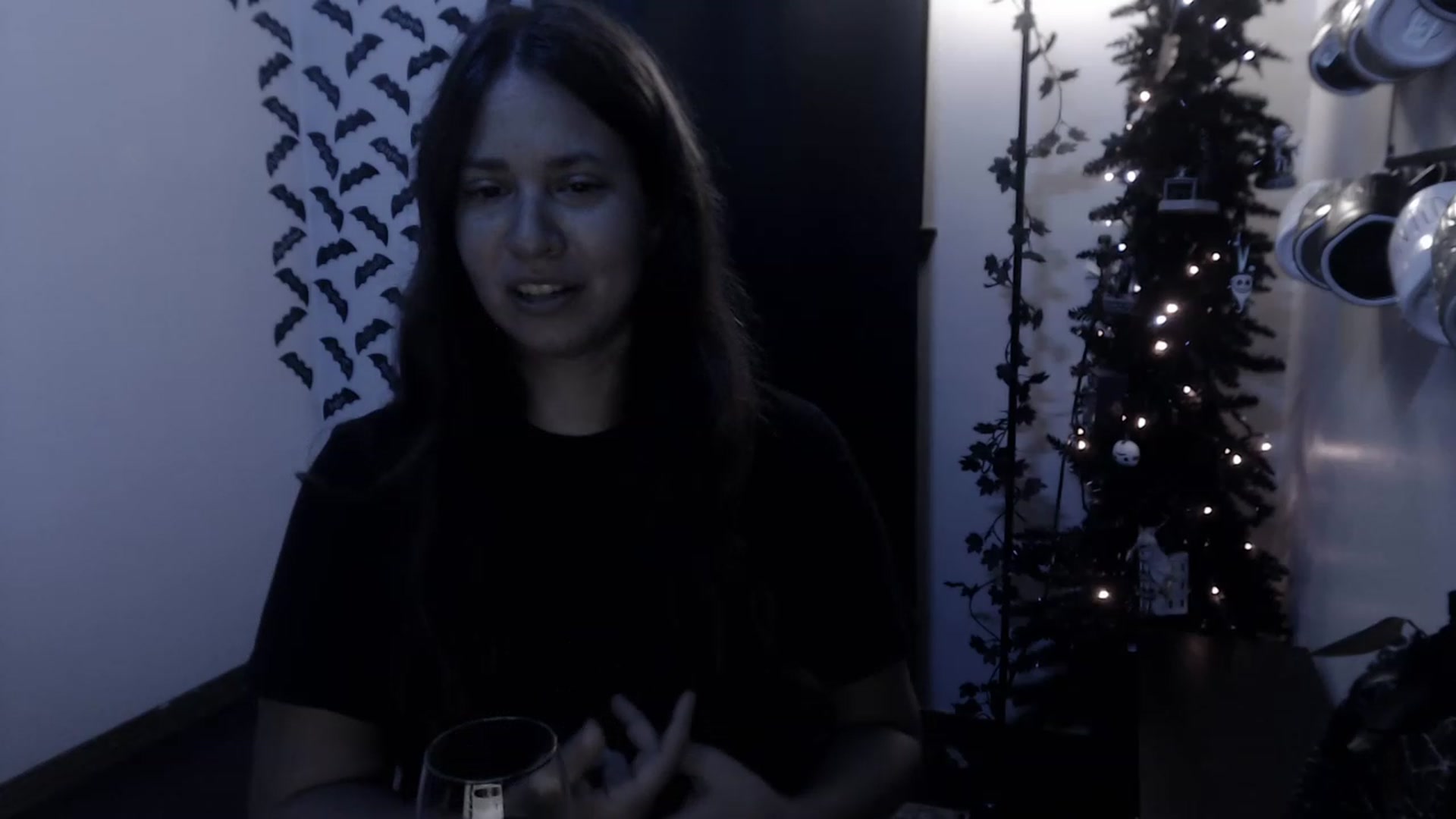 Gallery image thumbnail from LadyMarceline's myfreecams stream on, 12/04/2022, 06:46 image 16 of 20