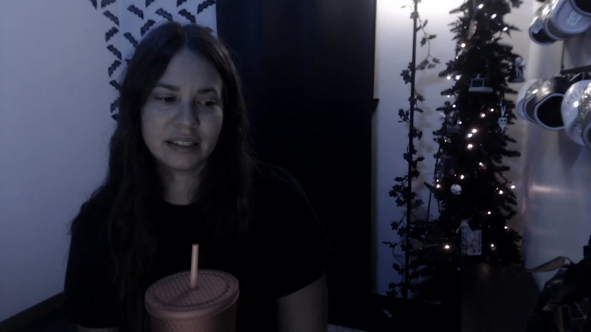 Gallery image thumbnail from LadyMarceline's myfreecams stream on, 12/04/2022, 06:46 image 5 of 20