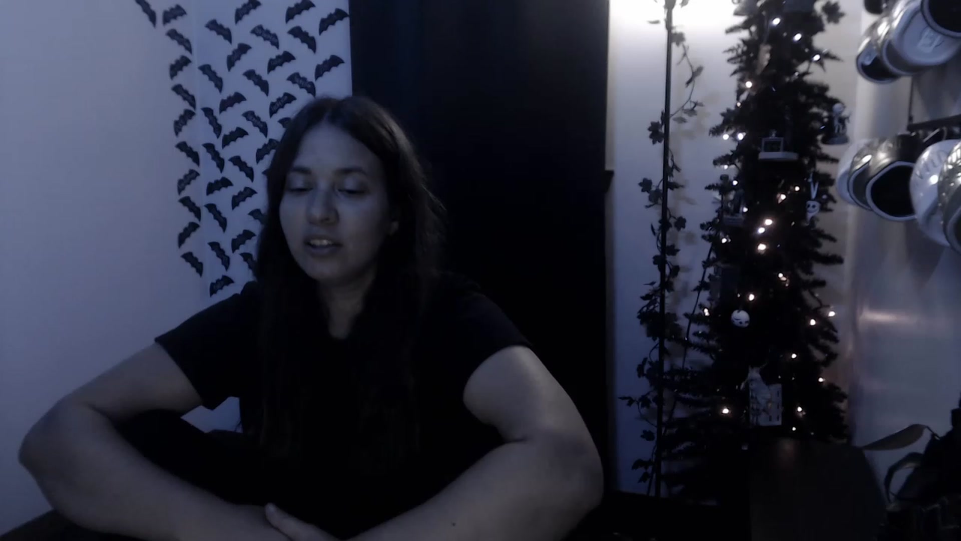Gallery image thumbnail from LadyMarceline's myfreecams stream on, 12/10/2022, 06:57 image 12 of 20