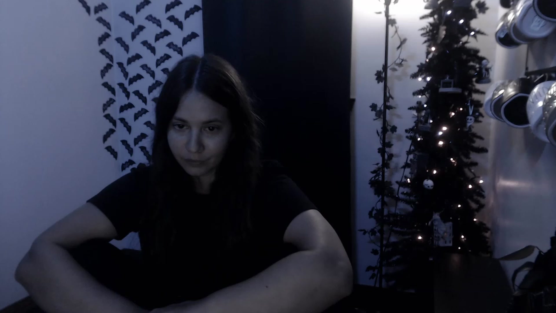 Gallery image thumbnail from LadyMarceline's myfreecams stream on, 12/10/2022, 06:57 image 5 of 20