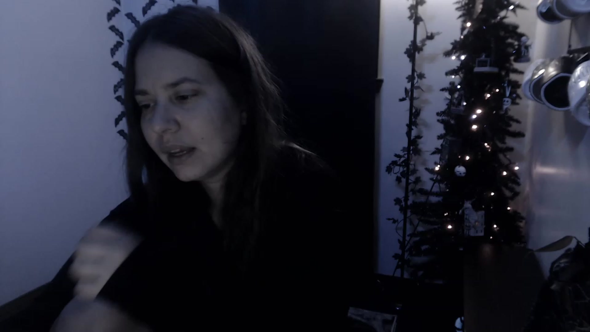 Gallery image thumbnail from LadyMarceline's myfreecams stream on, 12/17/2022, 08:19 image 13 of 20