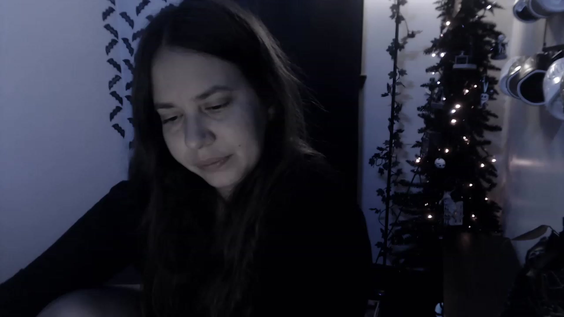 Gallery image thumbnail from LadyMarceline's myfreecams stream on, 12/17/2022, 08:19 image 12 of 20