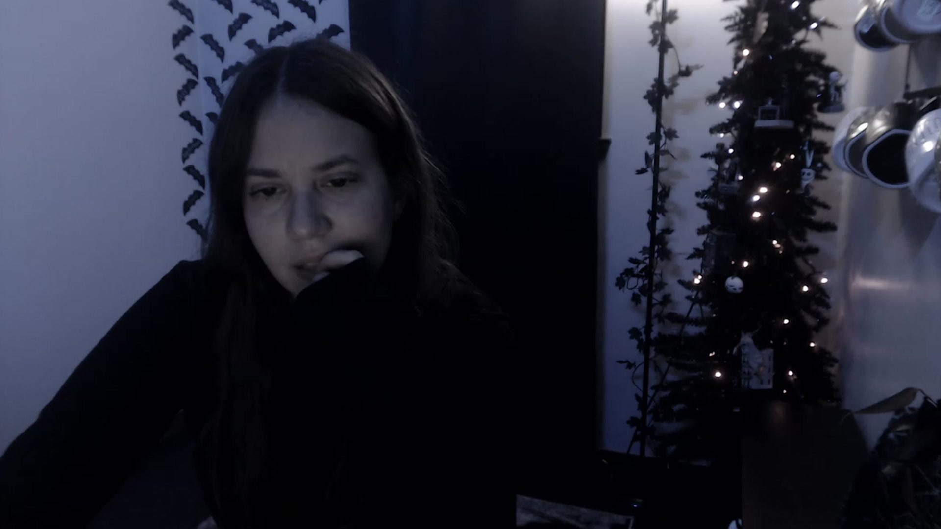 Gallery image thumbnail from LadyMarceline's myfreecams stream on, 12/17/2022, 08:19 image 9 of 20