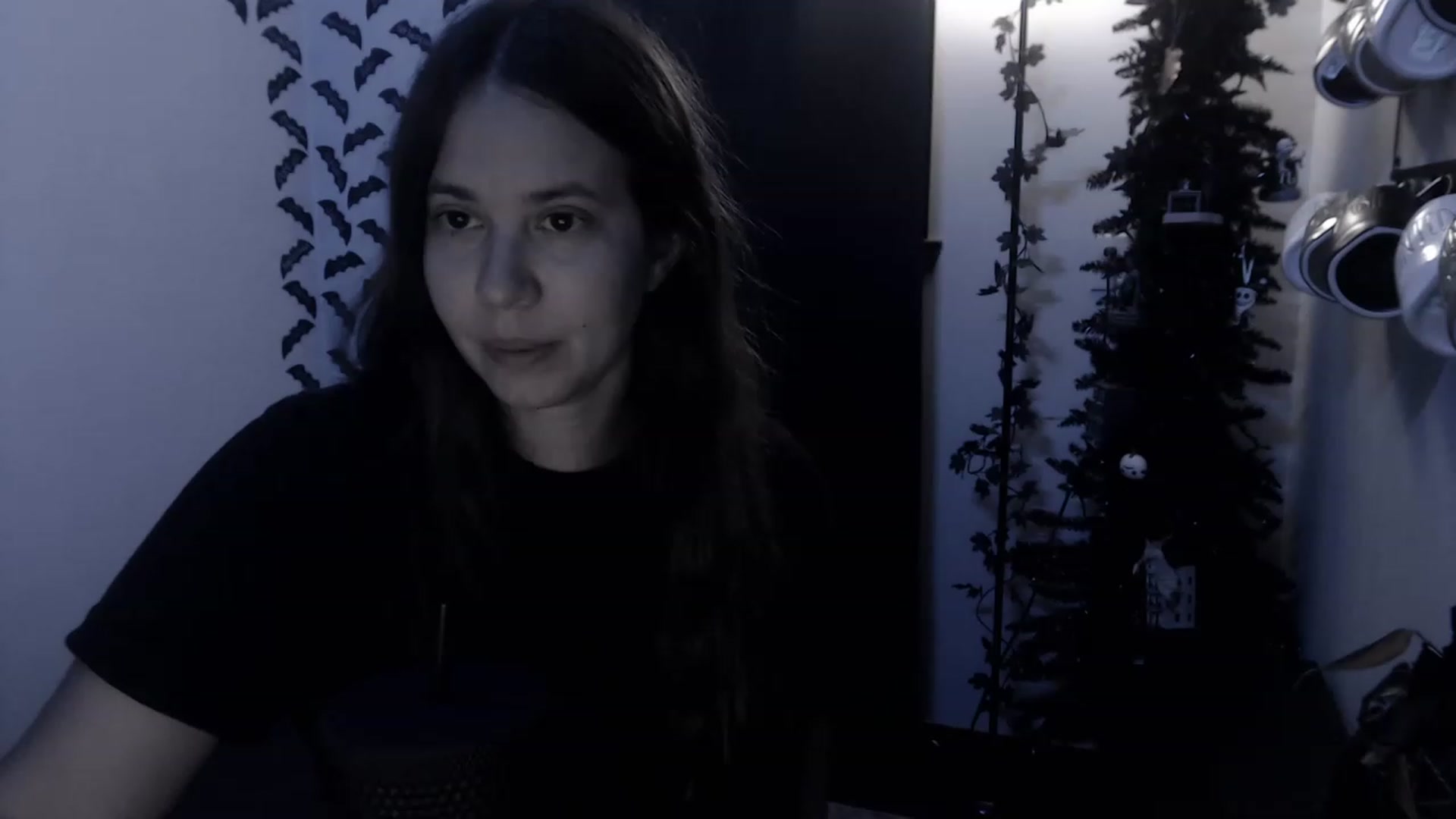 Gallery image thumbnail from LadyMarceline's myfreecams stream on, 12/18/2022, 06:07 image 4 of 20