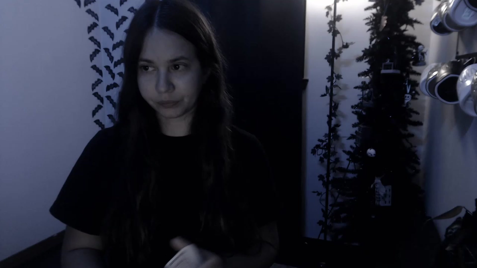 Gallery image thumbnail from LadyMarceline's myfreecams stream on, 12/18/2022, 06:07 image 9 of 20
