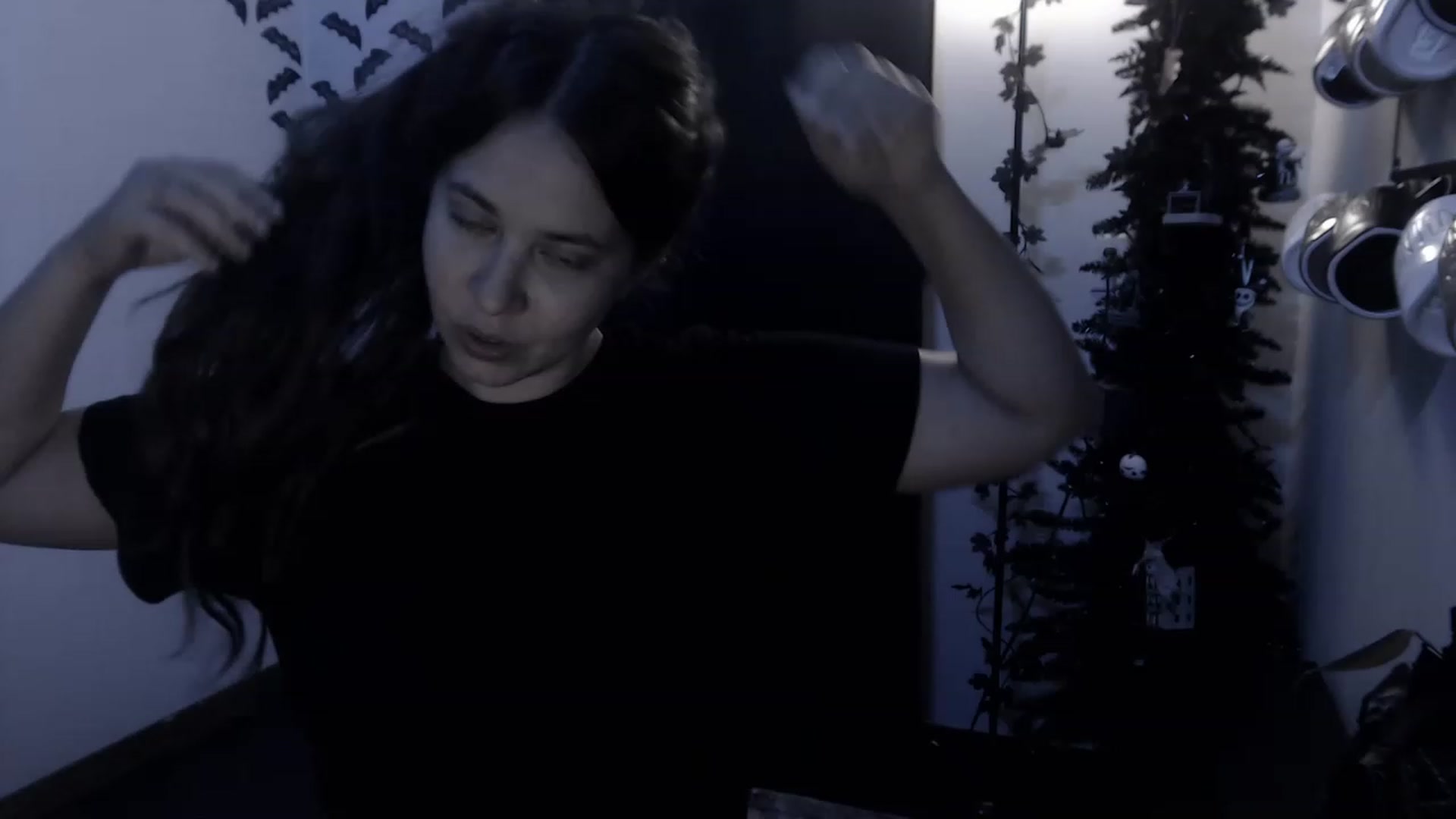 Gallery image thumbnail from LadyMarceline's myfreecams stream on, 12/18/2022, 06:07 image 15 of 20
