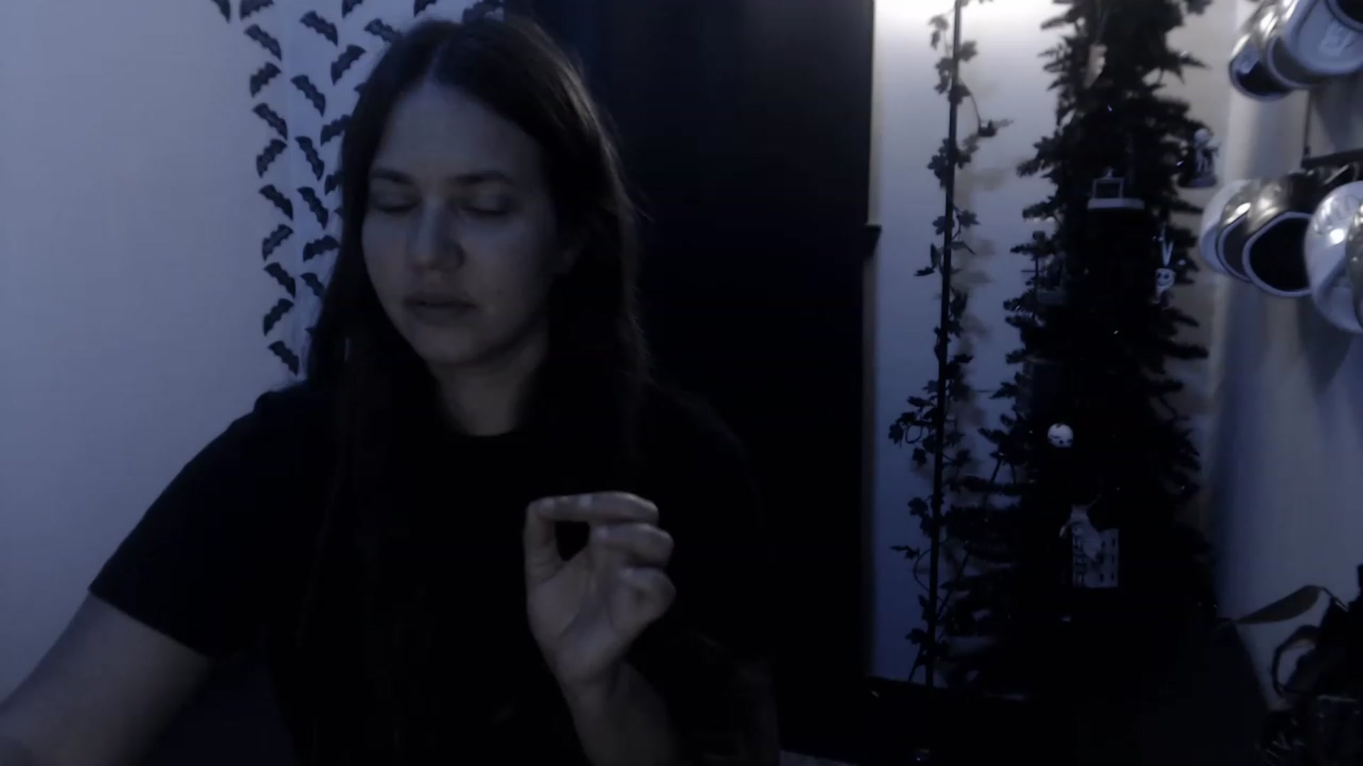 Gallery image thumbnail from LadyMarceline's myfreecams stream on, 12/18/2022, 07:04 image 14 of 20