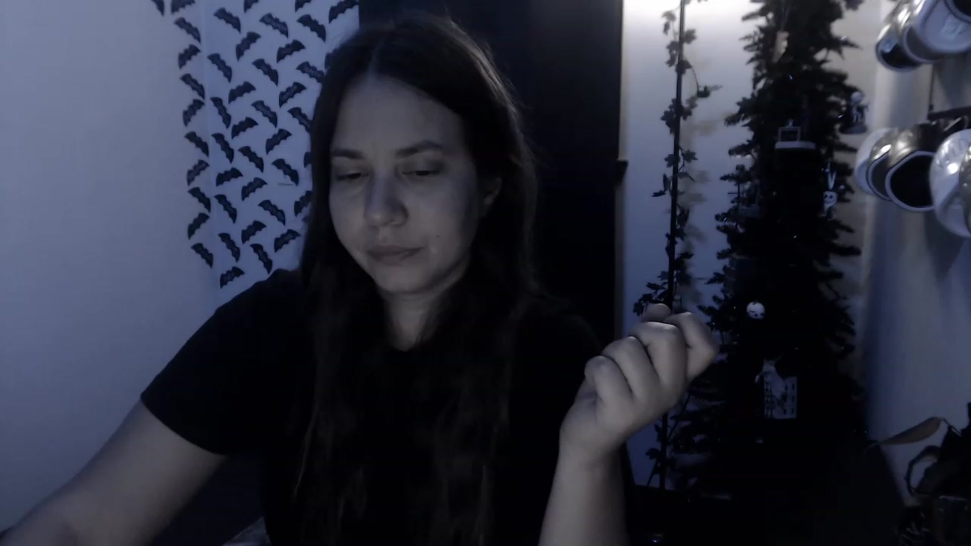 Gallery image thumbnail from LadyMarceline's myfreecams stream on, 12/18/2022, 07:04 image 16 of 20