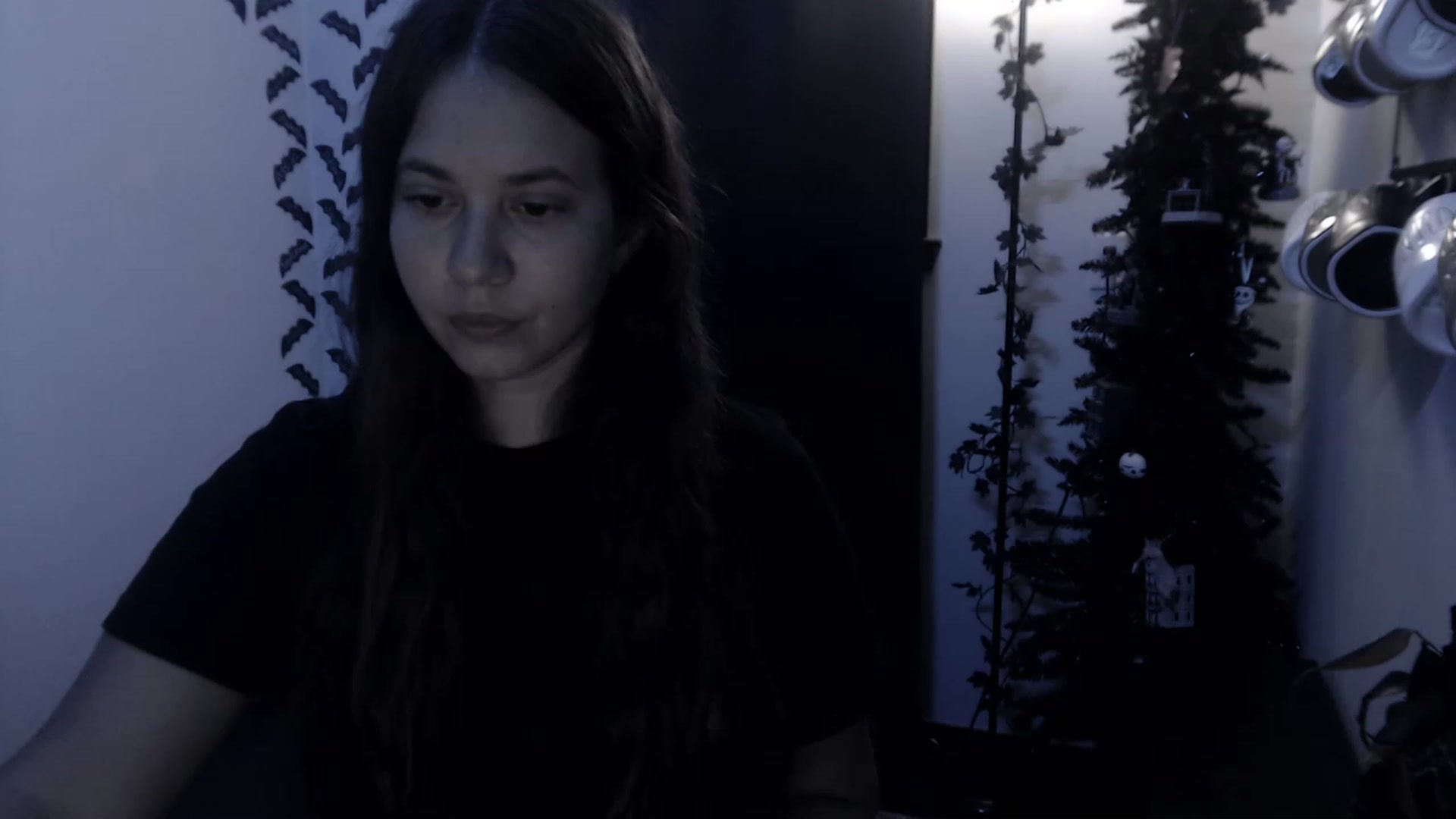 Gallery image thumbnail from LadyMarceline's myfreecams stream on, 12/18/2022, 07:04 image 3 of 20