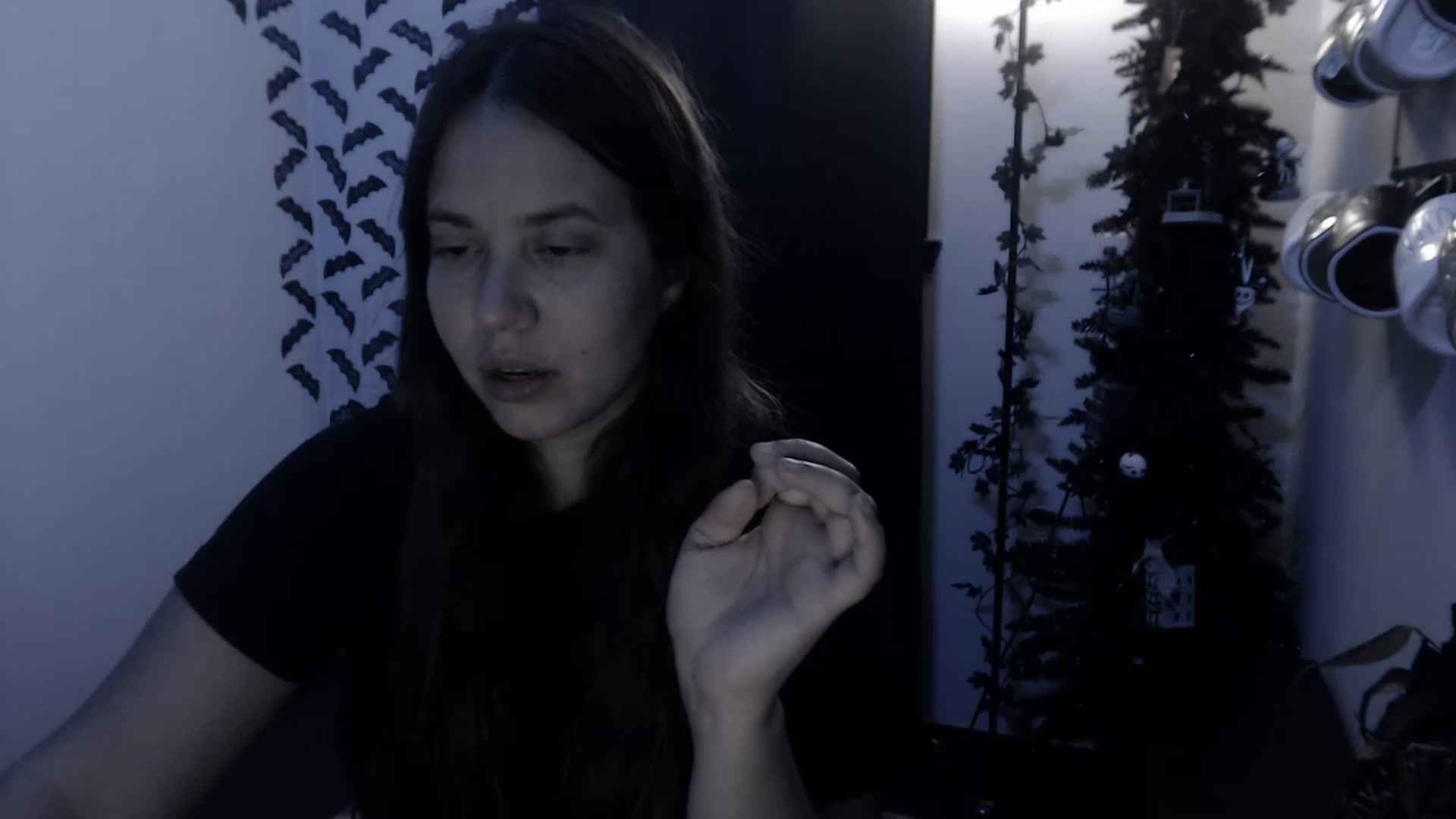 Gallery image thumbnail from LadyMarceline's myfreecams stream on, 12/18/2022, 07:04 image 10 of 20