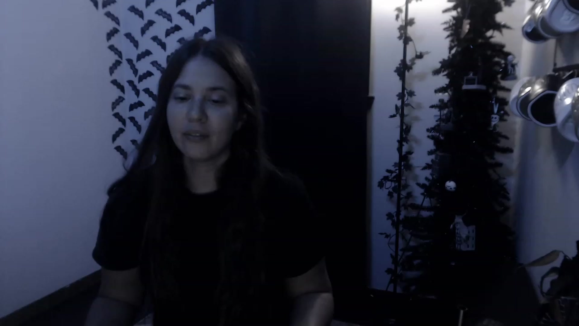 Gallery image thumbnail from LadyMarceline's myfreecams stream on, 12/18/2022, 07:43 image 19 of 20