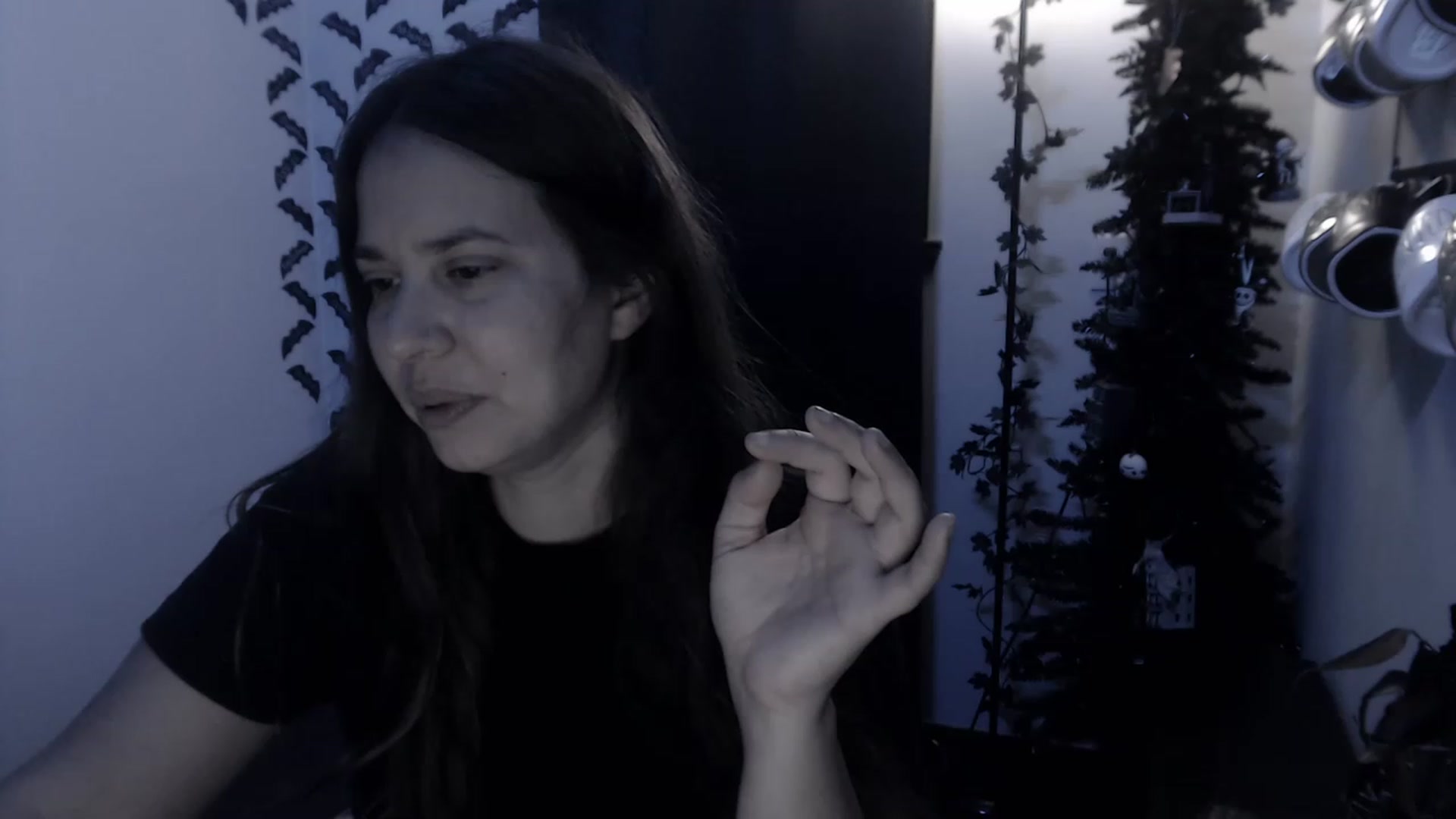 Gallery image thumbnail from LadyMarceline's myfreecams stream on, 12/18/2022, 07:43 image 11 of 20