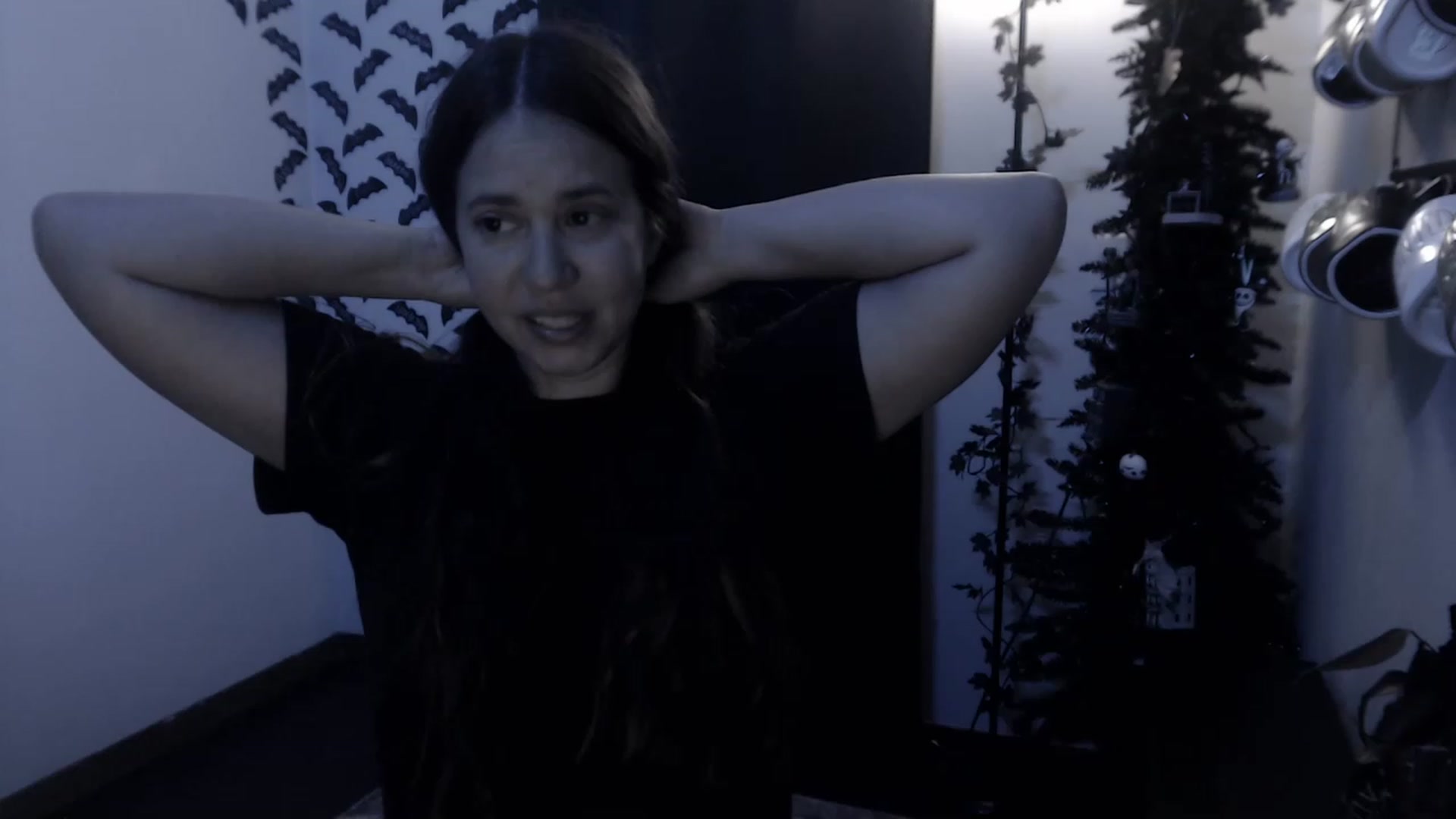 Gallery image thumbnail from LadyMarceline's myfreecams stream on, 12/18/2022, 07:43 image 10 of 20