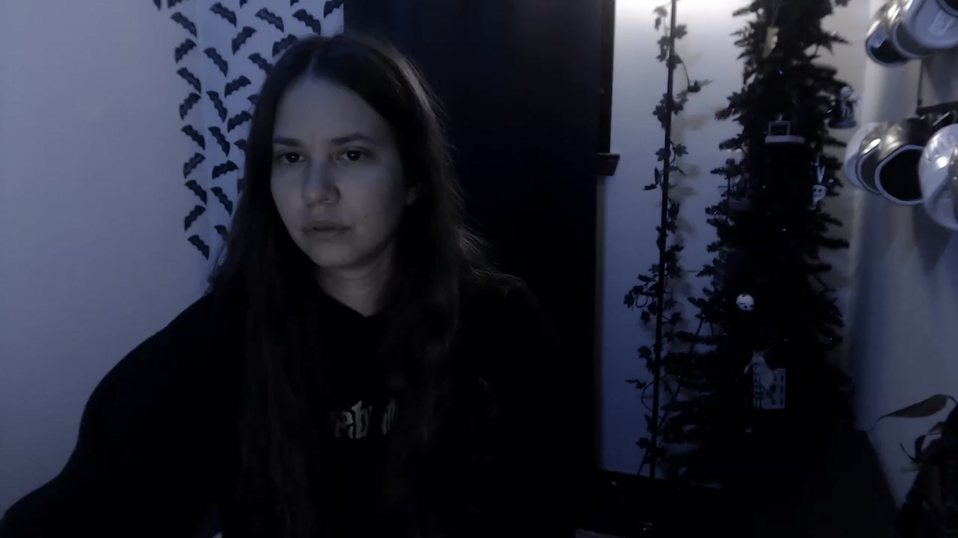 Gallery image thumbnail from LadyMarceline's myfreecams stream on, 12/21/2022, 06:26 image 7 of 20