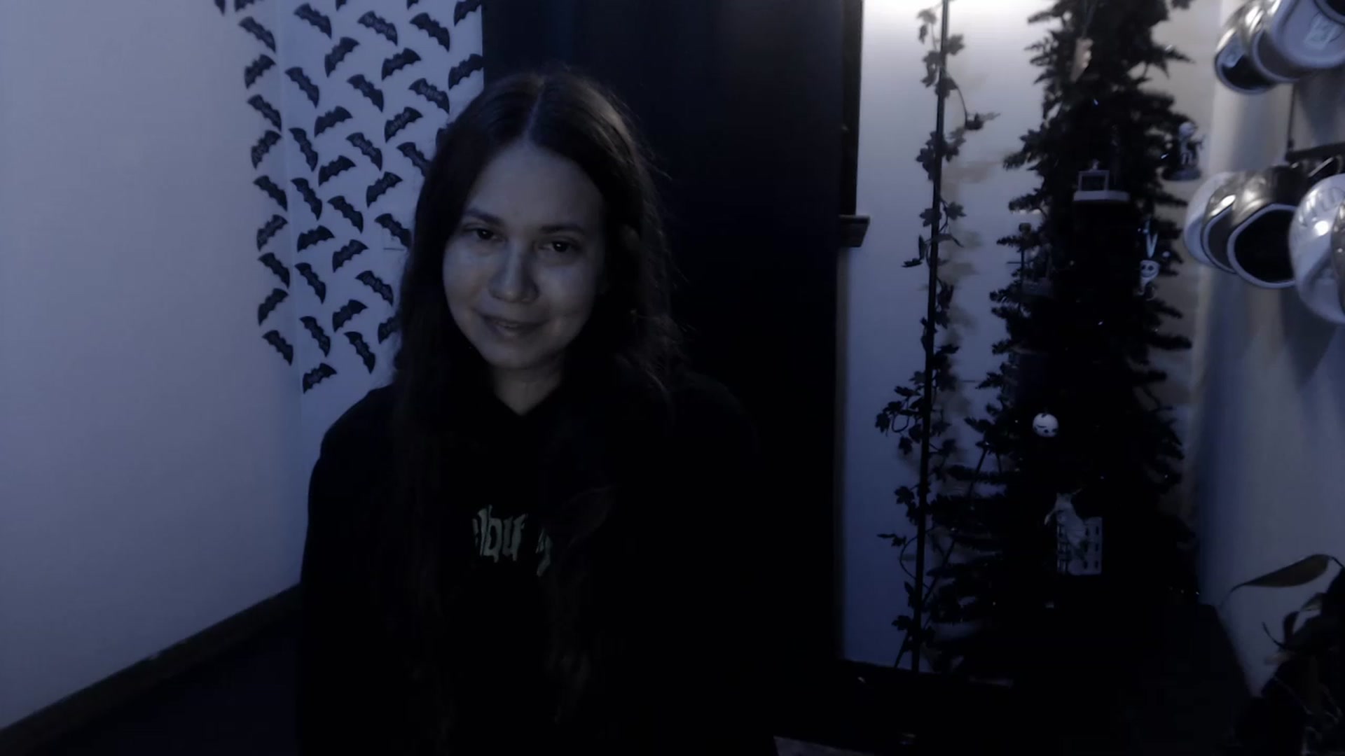 Gallery image thumbnail from LadyMarceline's myfreecams stream on, 12/21/2022, 06:26 image 3 of 20