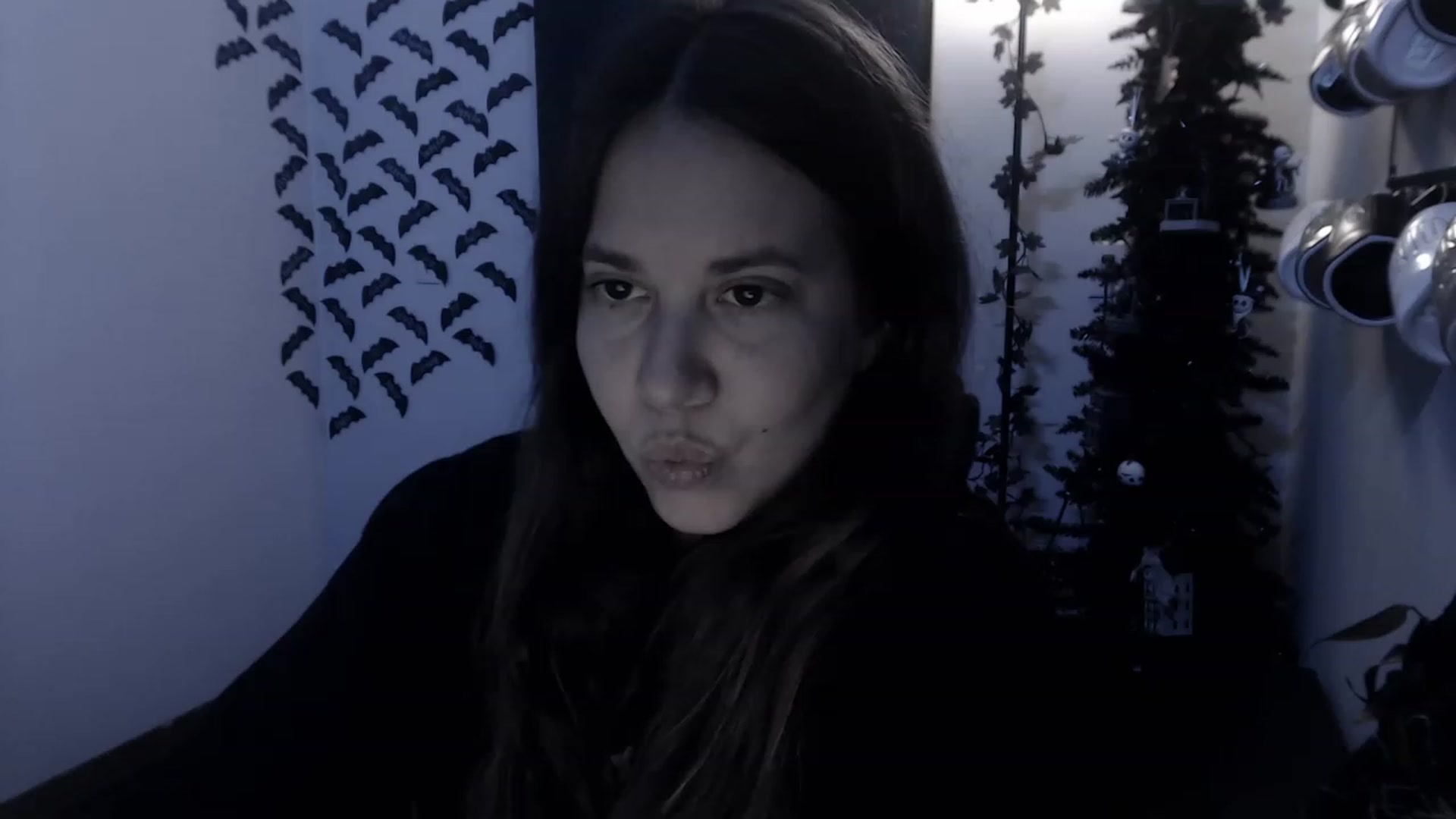 Gallery image thumbnail from LadyMarceline's myfreecams stream on, 12/27/2022, 06:27 image 13 of 20