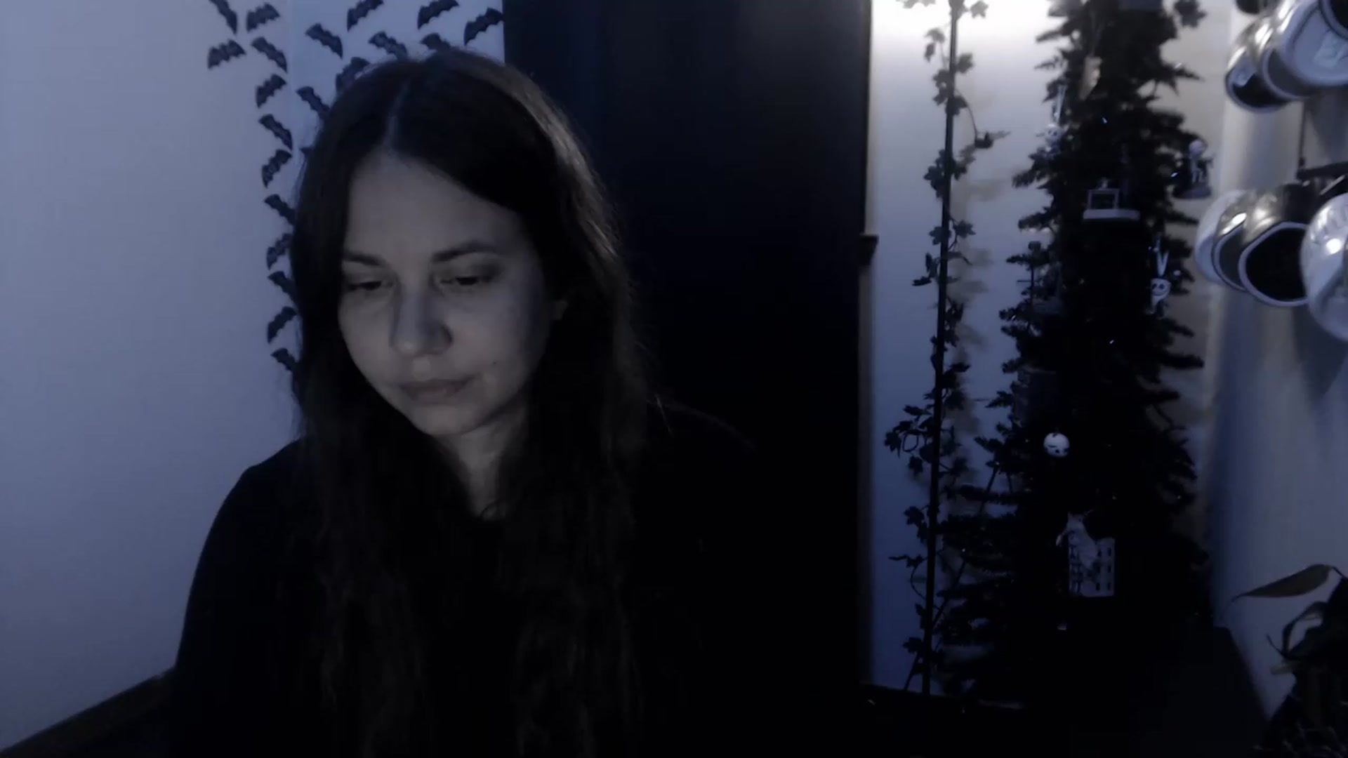 Gallery image thumbnail from LadyMarceline's myfreecams stream on, 12/31/2022, 06:15 image 15 of 20