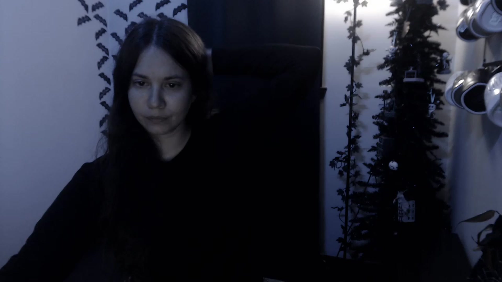 Gallery image thumbnail from LadyMarceline's myfreecams stream on, 12/31/2022, 06:15 image 16 of 20