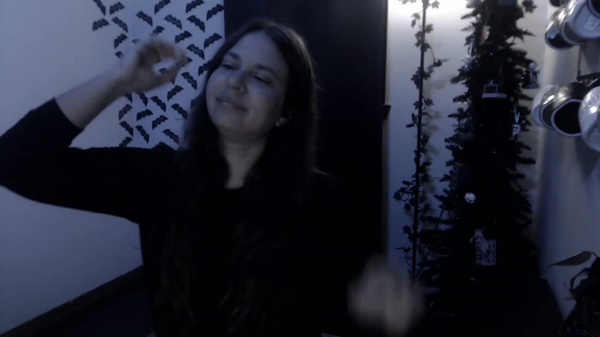 Gallery image thumbnail from LadyMarceline's myfreecams stream on, 12/31/2022, 06:15 image 13 of 20