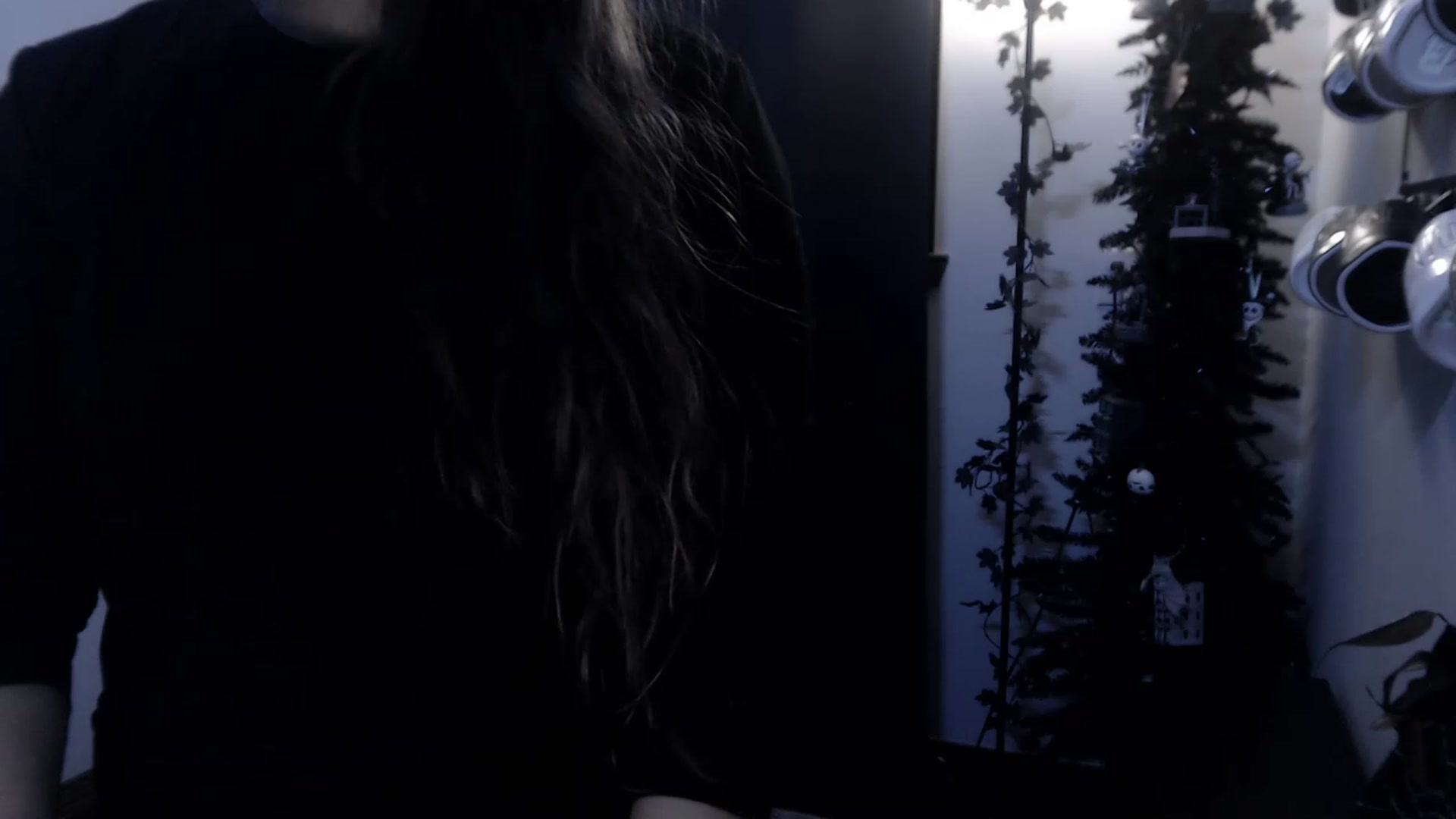 Gallery image thumbnail from LadyMarceline's myfreecams stream on, 12/31/2022, 06:15 image 18 of 20