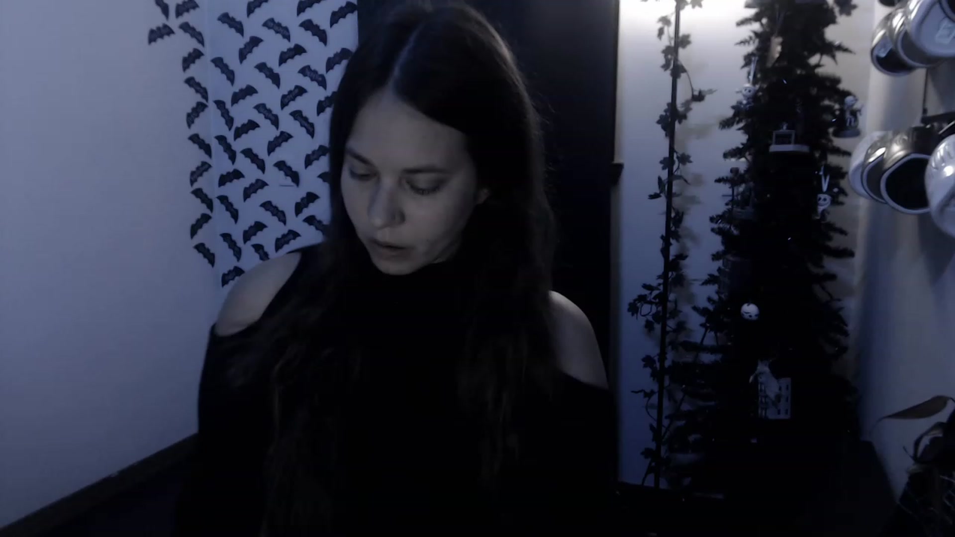 Gallery image thumbnail from LadyMarceline's myfreecams stream on, 01/01/2023, 05:04 image 2 of 20