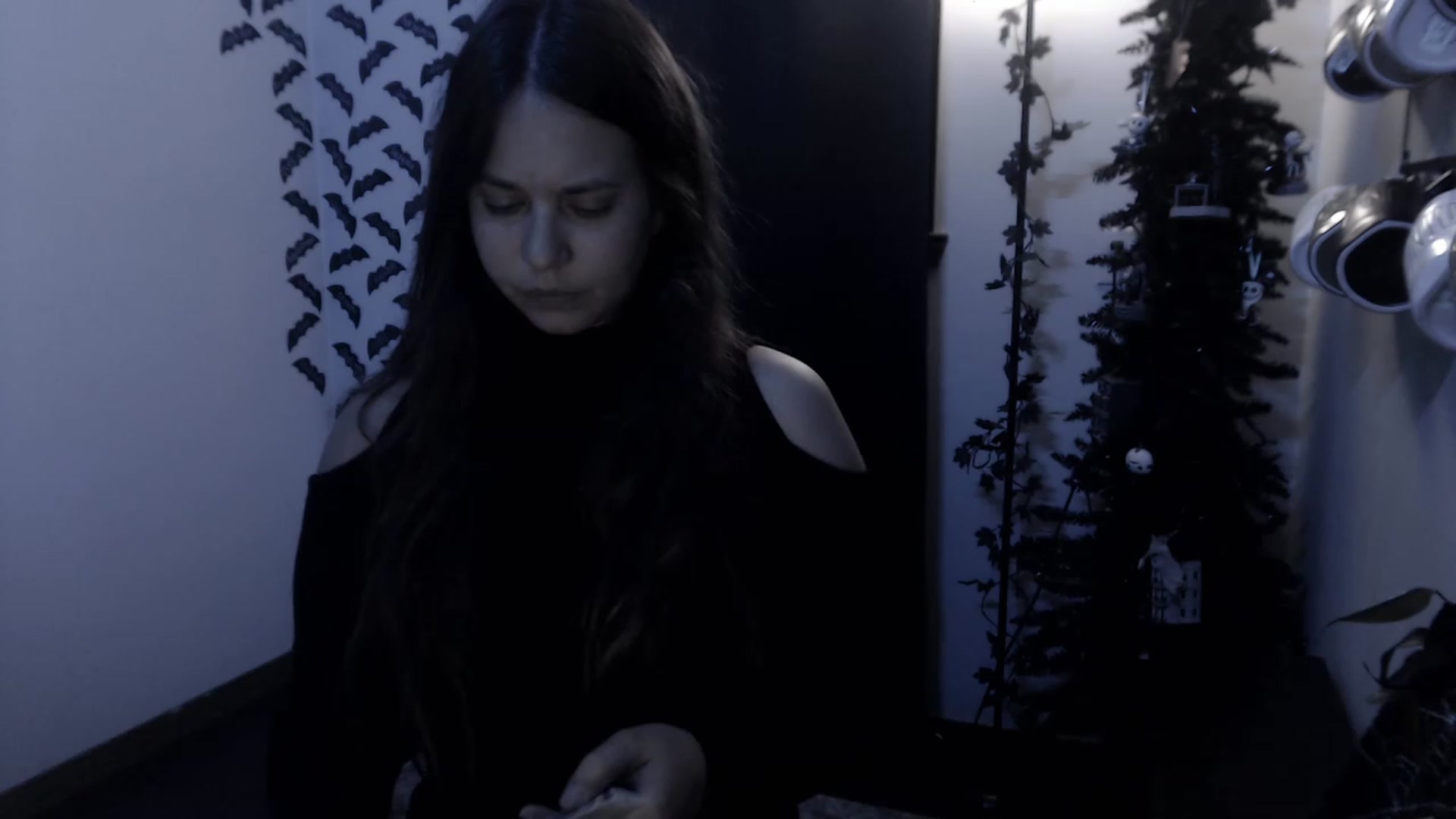 Gallery image thumbnail from LadyMarceline's myfreecams stream on, 01/01/2023, 08:04 image 16 of 20