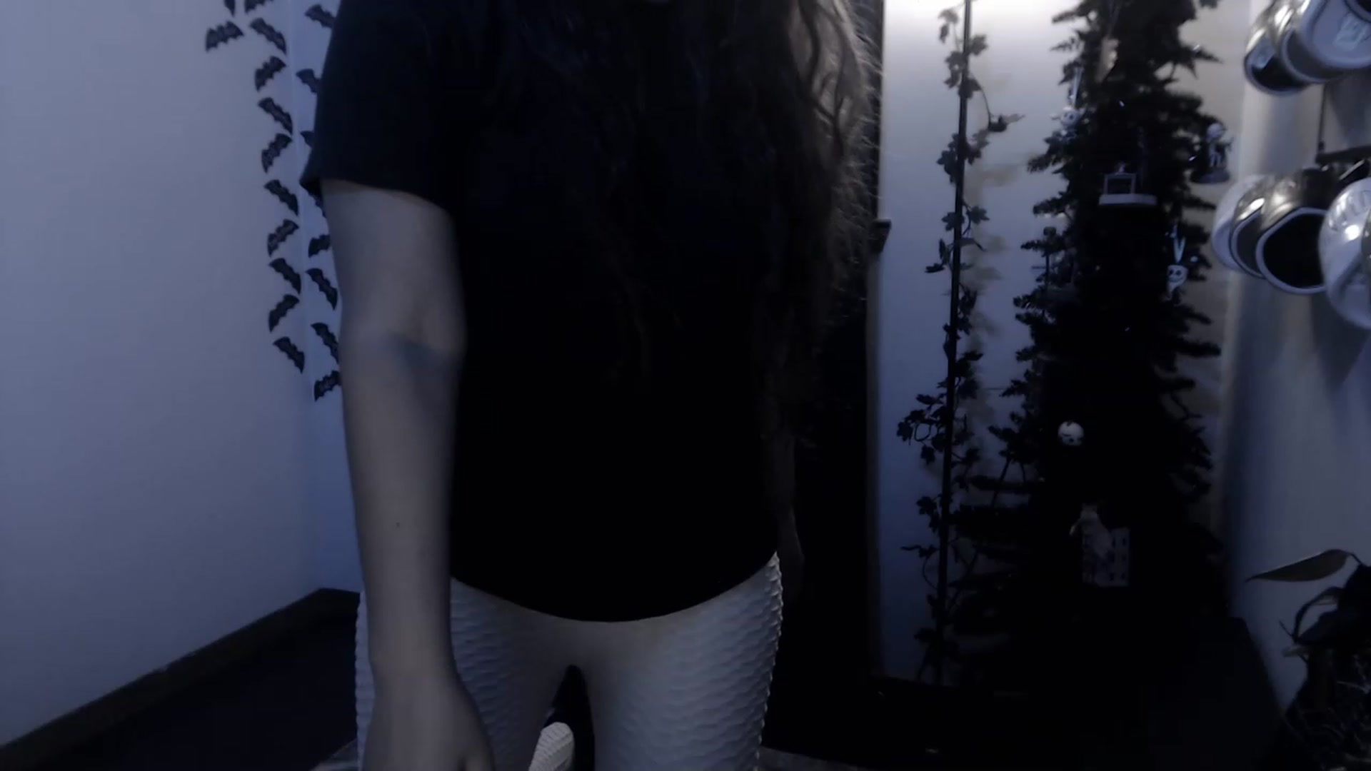 Gallery image thumbnail from LadyMarceline's myfreecams stream on, 01/05/2023, 06:17 image 6 of 20