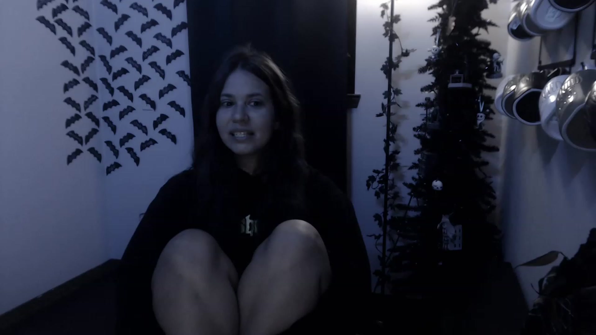 Gallery image thumbnail from LadyMarceline's myfreecams stream on, 02/19/2023, 07:56 image 19 of 20
