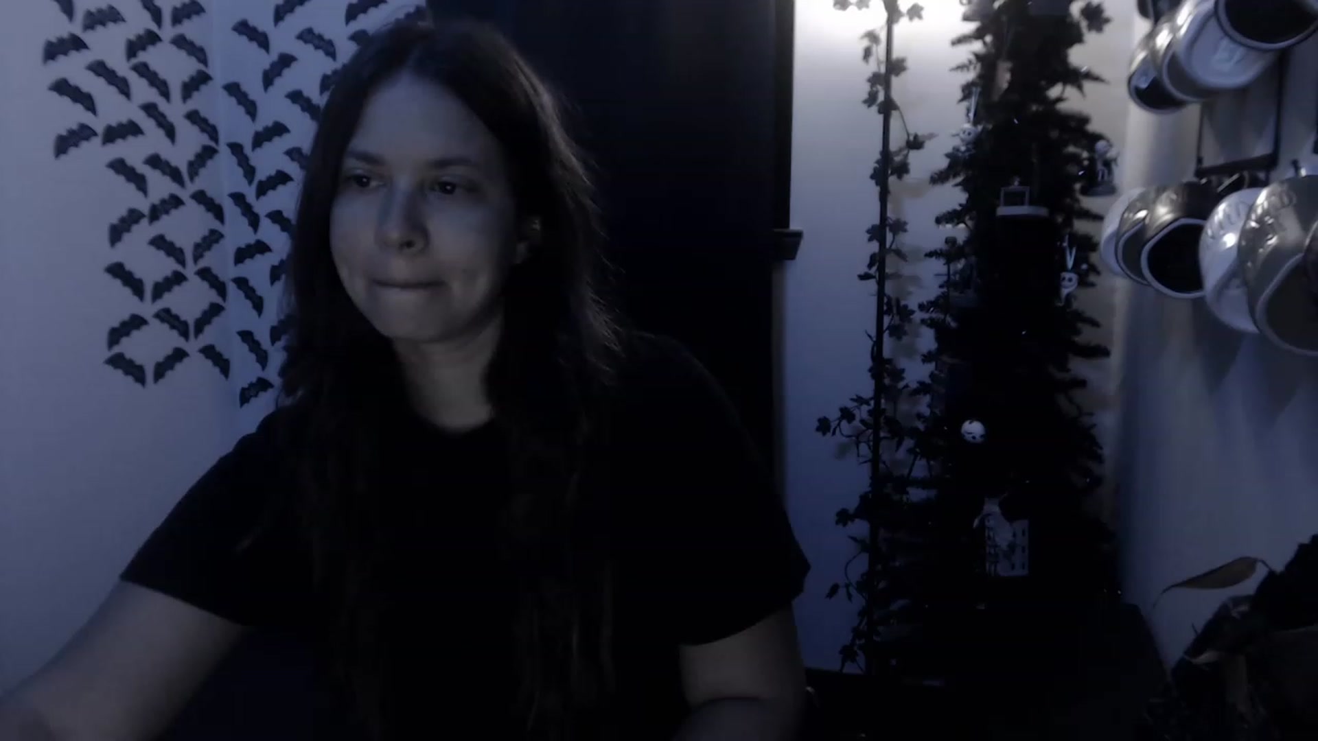 Gallery image thumbnail from LadyMarceline's myfreecams stream on, 03/08/2023, 06:39 image 7 of 20