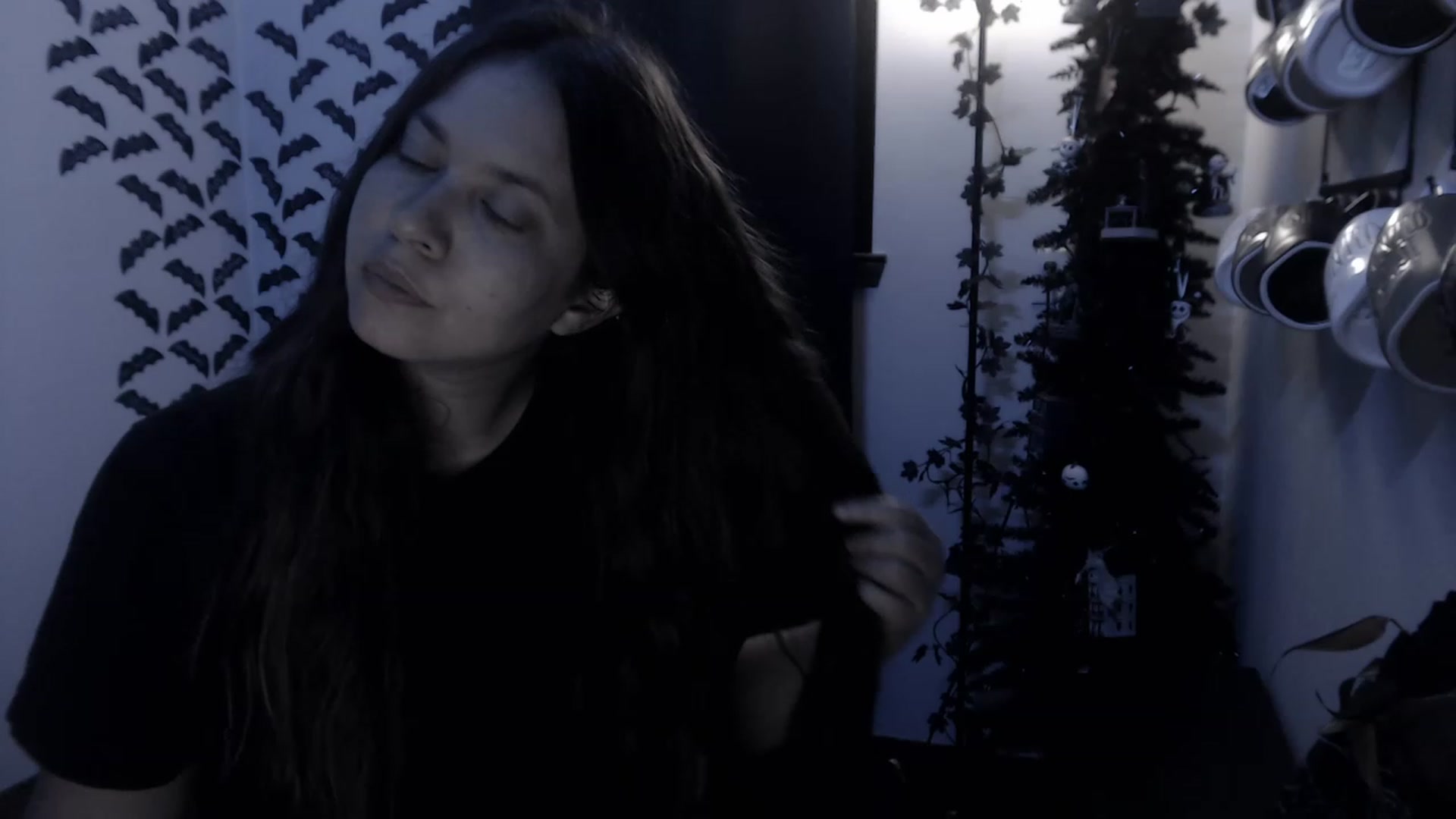 Gallery image thumbnail from LadyMarceline's myfreecams stream on, 03/08/2023, 06:39 image 4 of 20