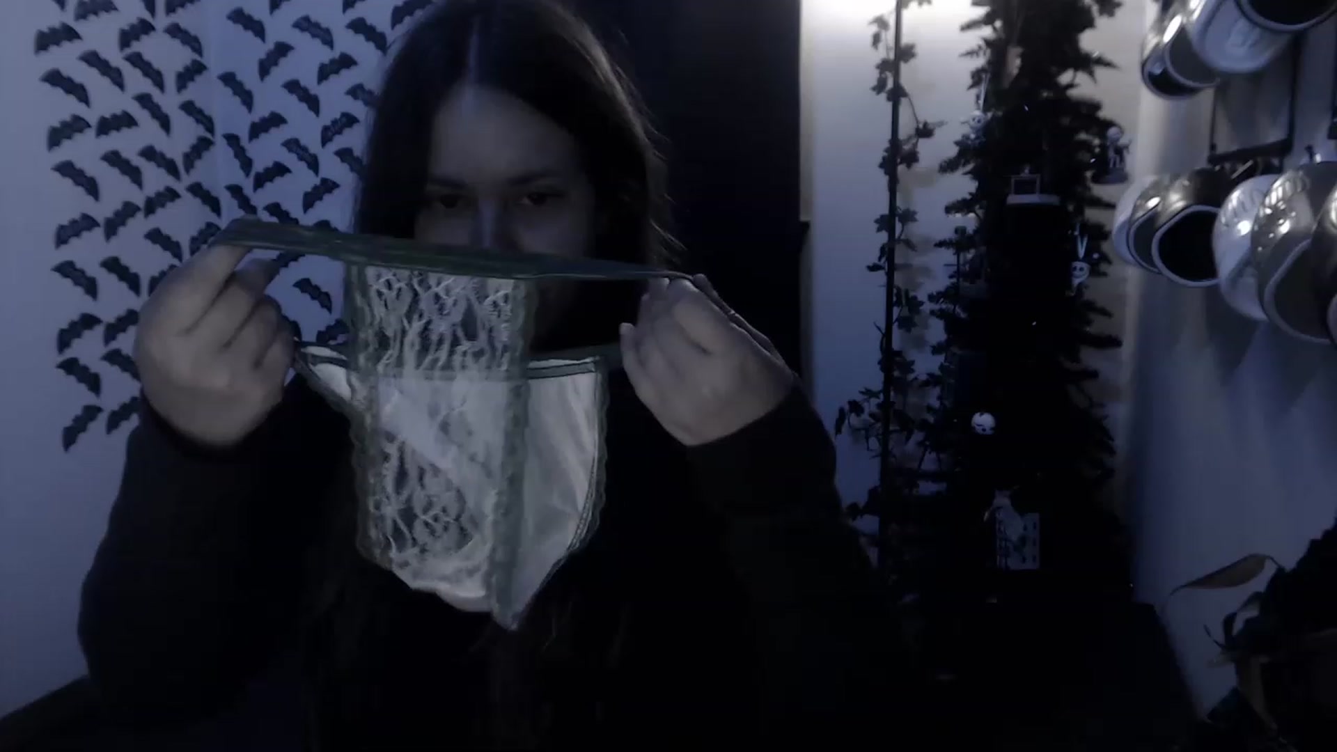 Gallery image thumbnail from LadyMarceline's myfreecams stream on, 03/18/2023, 06:41 image 5 of 20