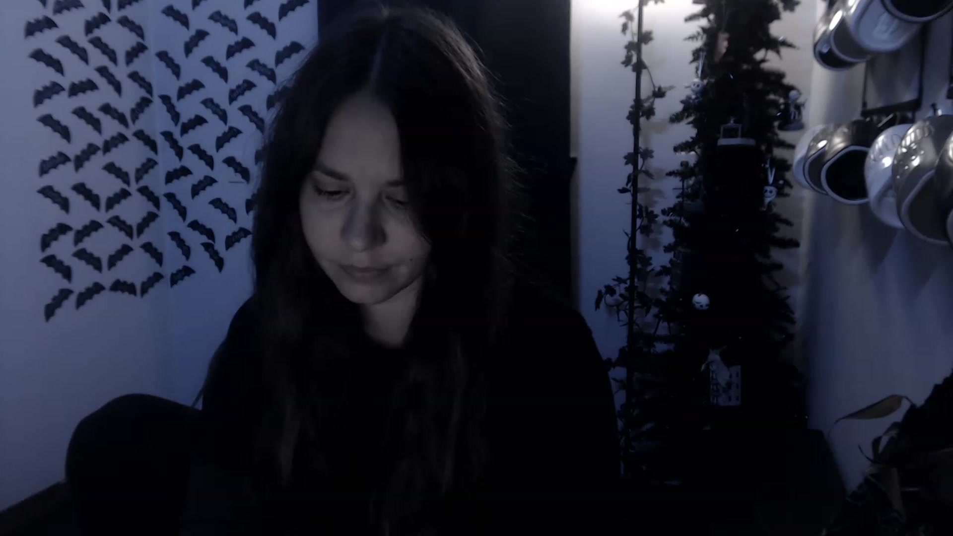 Gallery image thumbnail from LadyMarceline's myfreecams stream on, 03/18/2023, 06:41 image 2 of 20