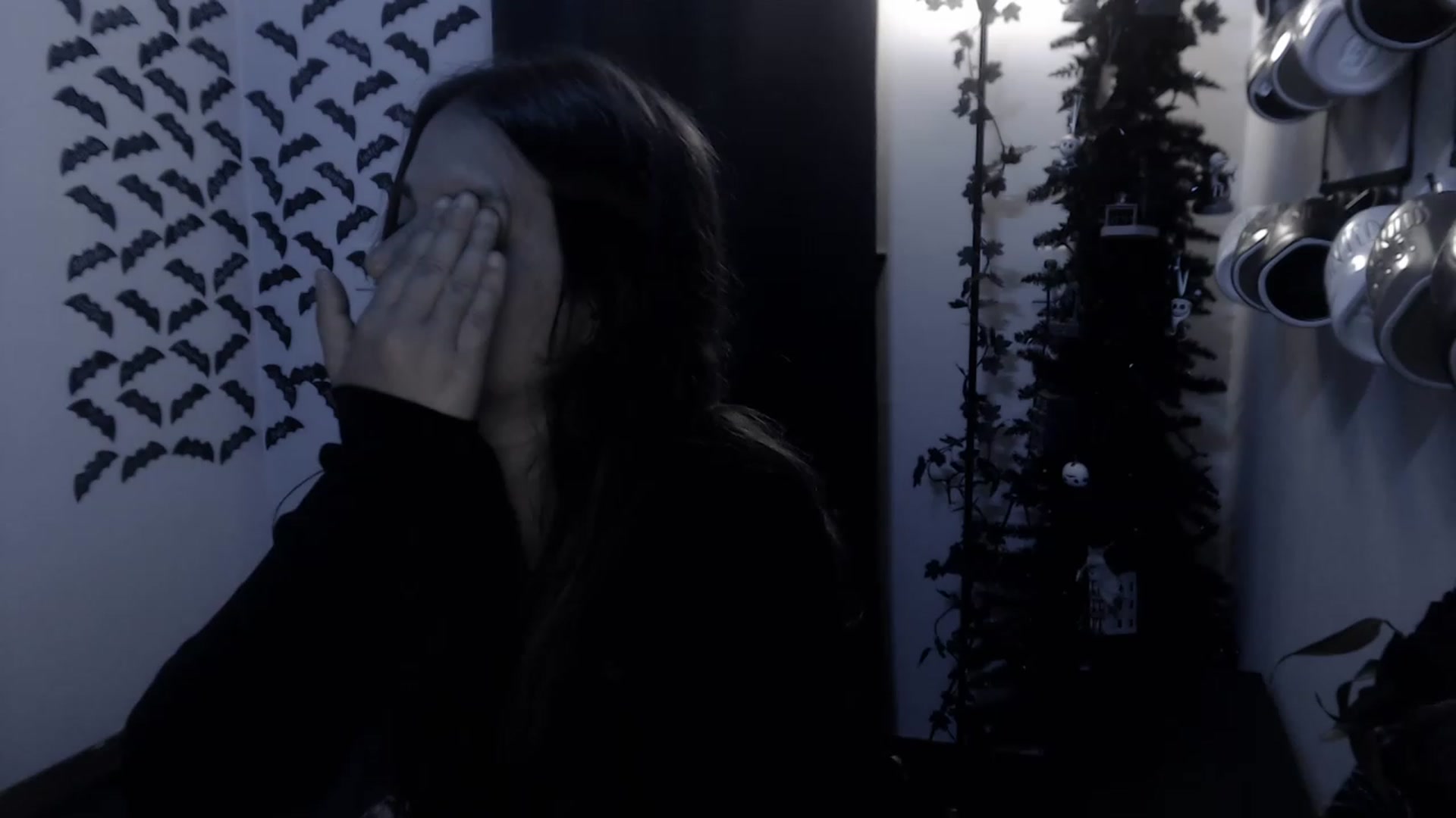 Gallery image thumbnail from LadyMarceline's myfreecams stream on, 03/19/2023, 06:33 image 3 of 20