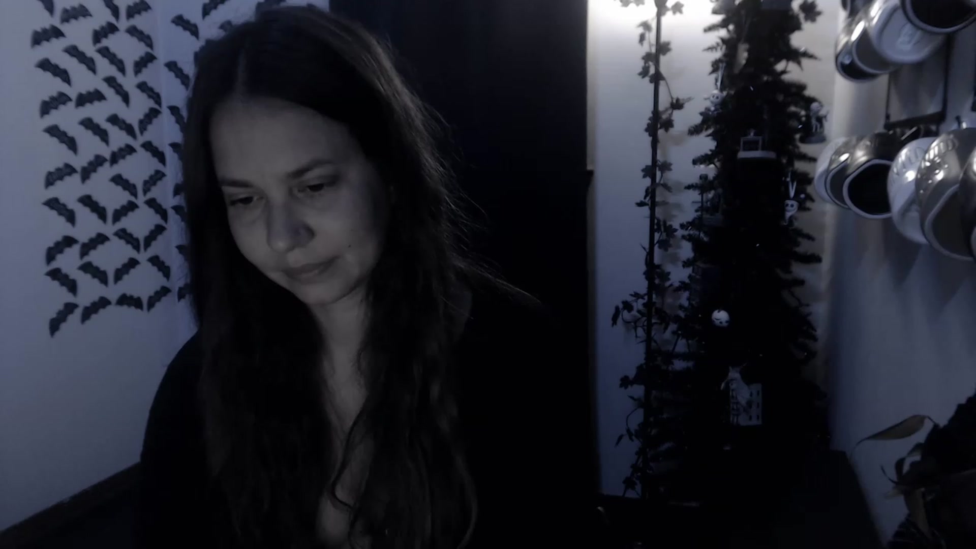 Gallery image thumbnail from LadyMarceline's myfreecams stream on, 03/19/2023, 06:33 image 15 of 20