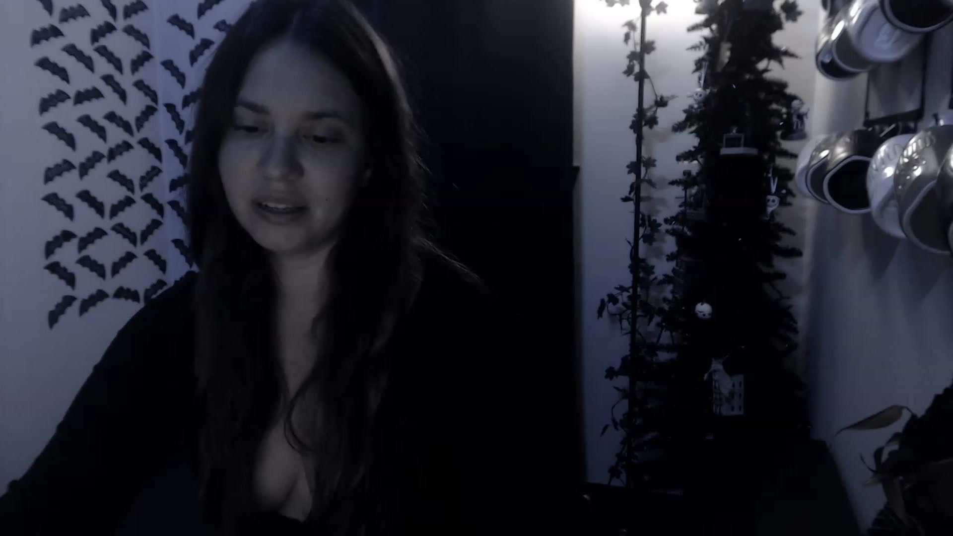 Gallery image thumbnail from LadyMarceline's myfreecams stream on, 03/19/2023, 06:33 image 10 of 20