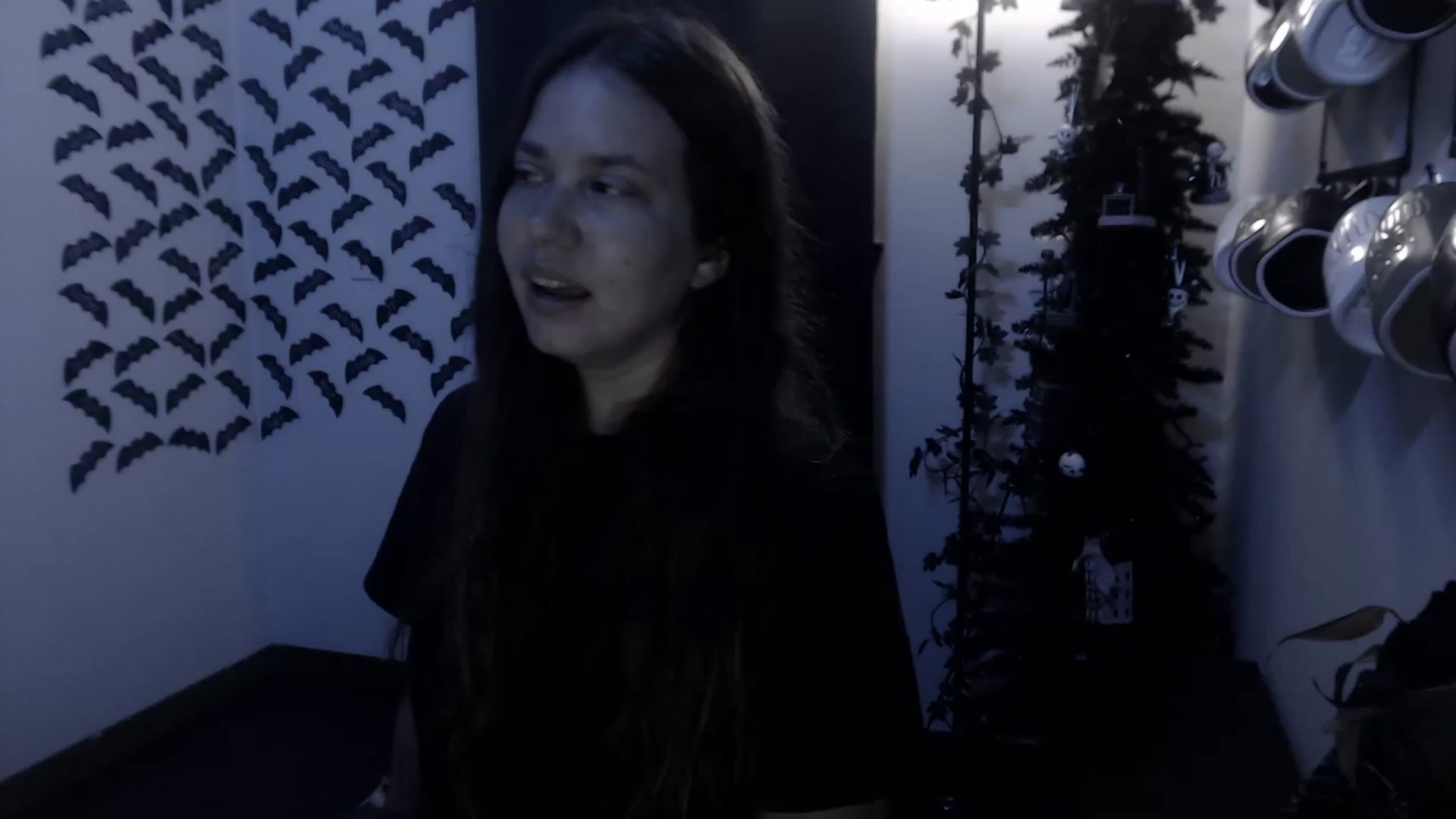 Gallery image thumbnail from LadyMarceline's myfreecams stream on, 03/25/2023, 05:43 image 15 of 20