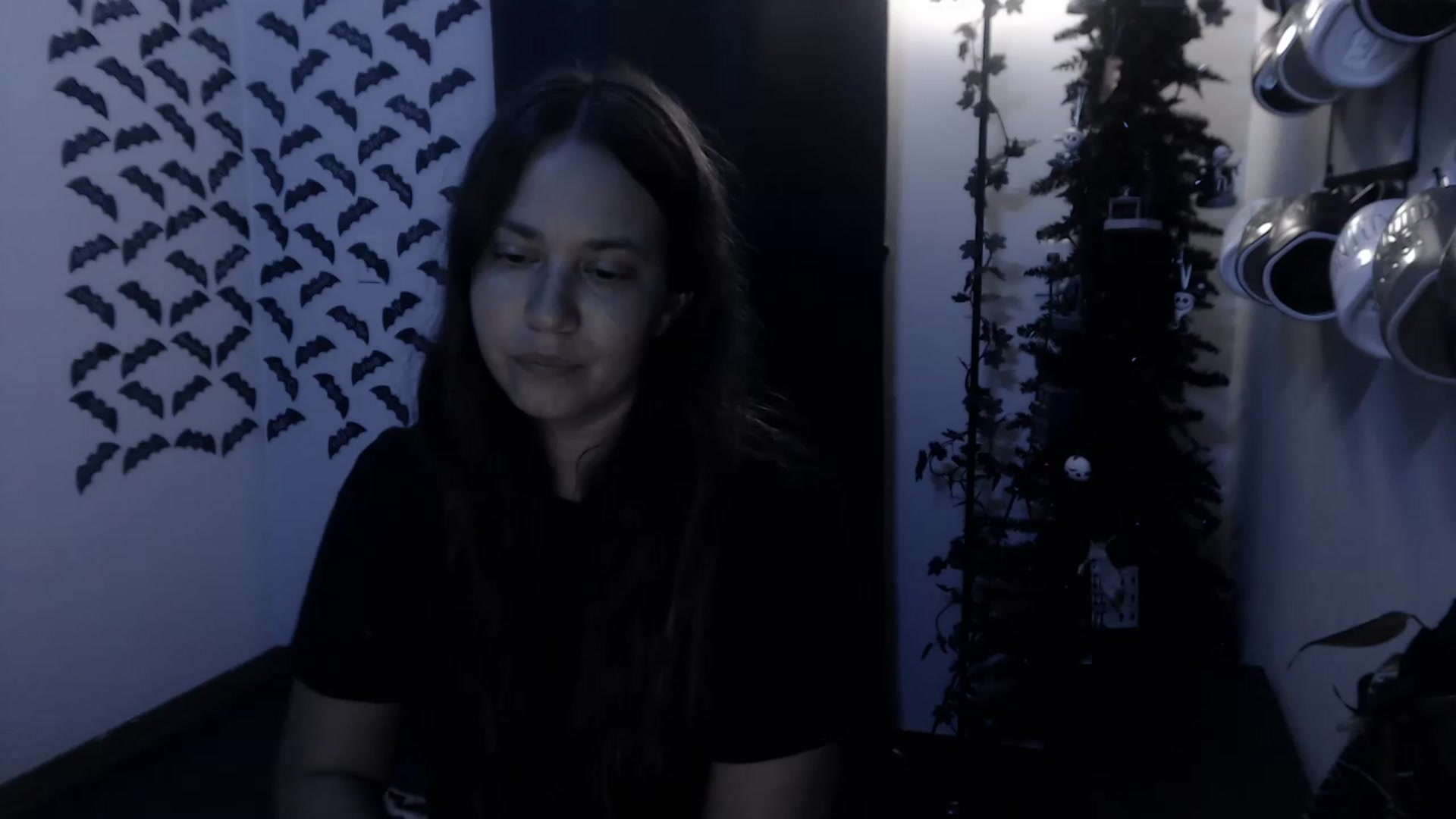 Gallery image thumbnail from LadyMarceline's myfreecams stream on, 03/28/2023, 04:54 image 18 of 20