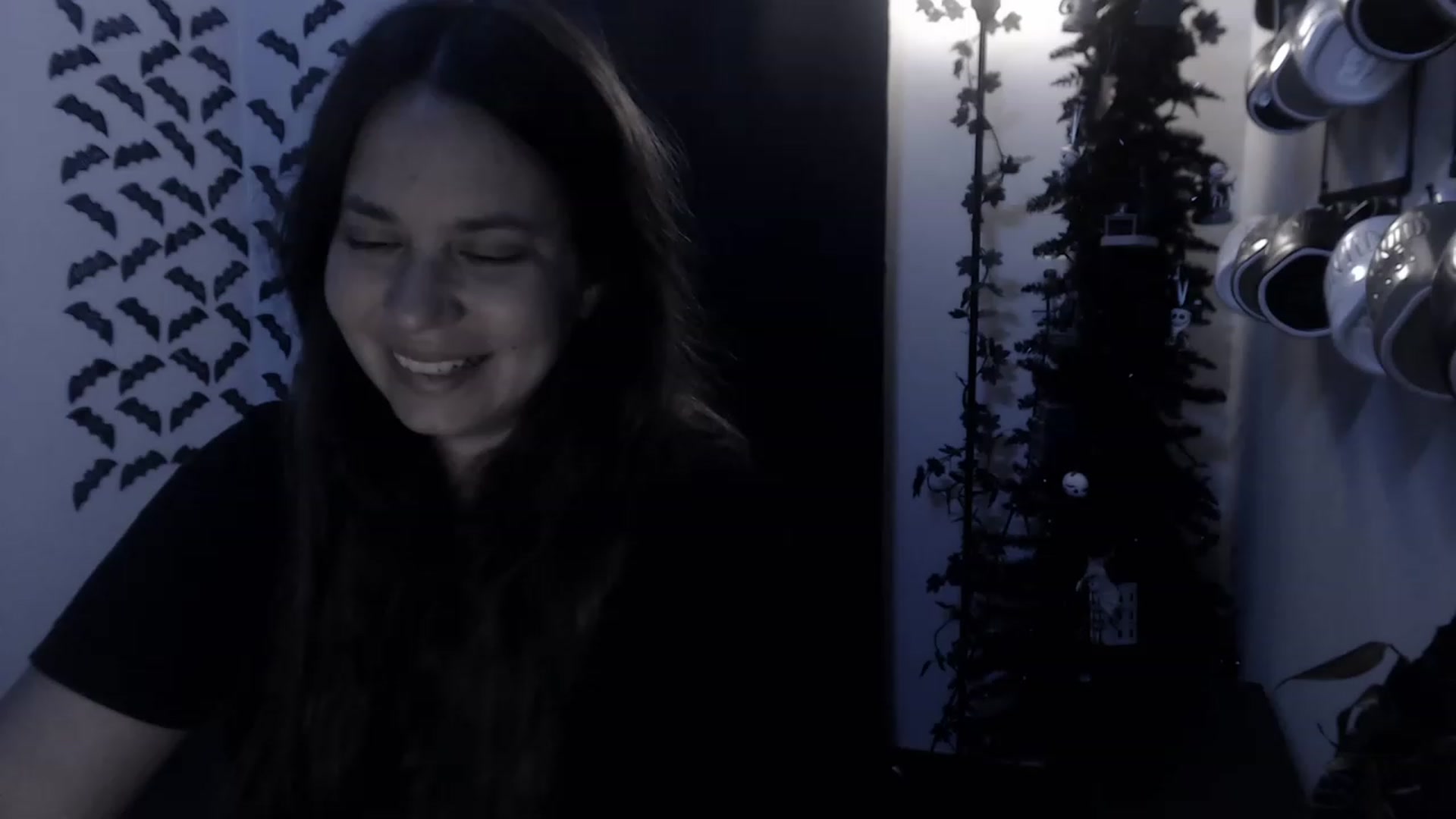 Gallery image thumbnail from LadyMarceline's myfreecams stream on, 03/31/2023, 05:01 image 17 of 20