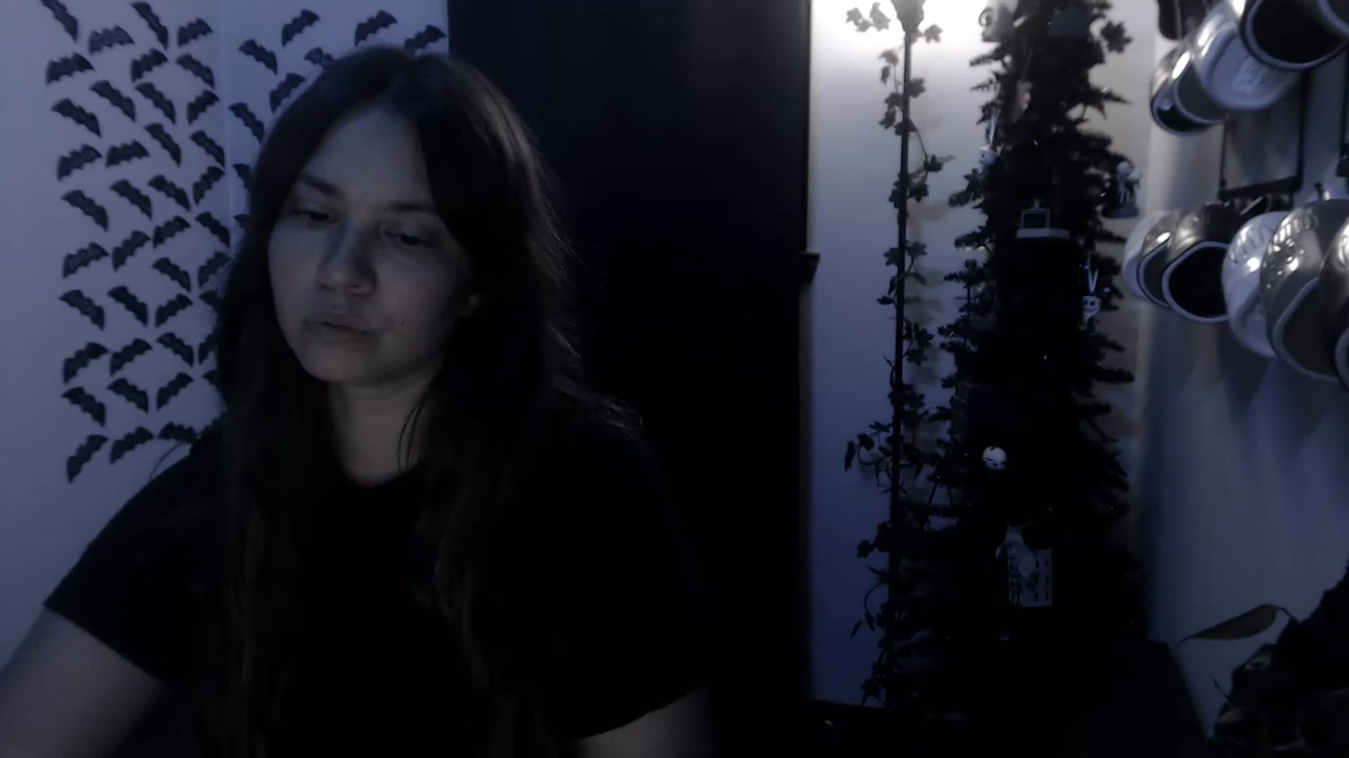 Gallery image thumbnail from LadyMarceline's myfreecams stream on, 04/01/2023, 06:00 image 8 of 20