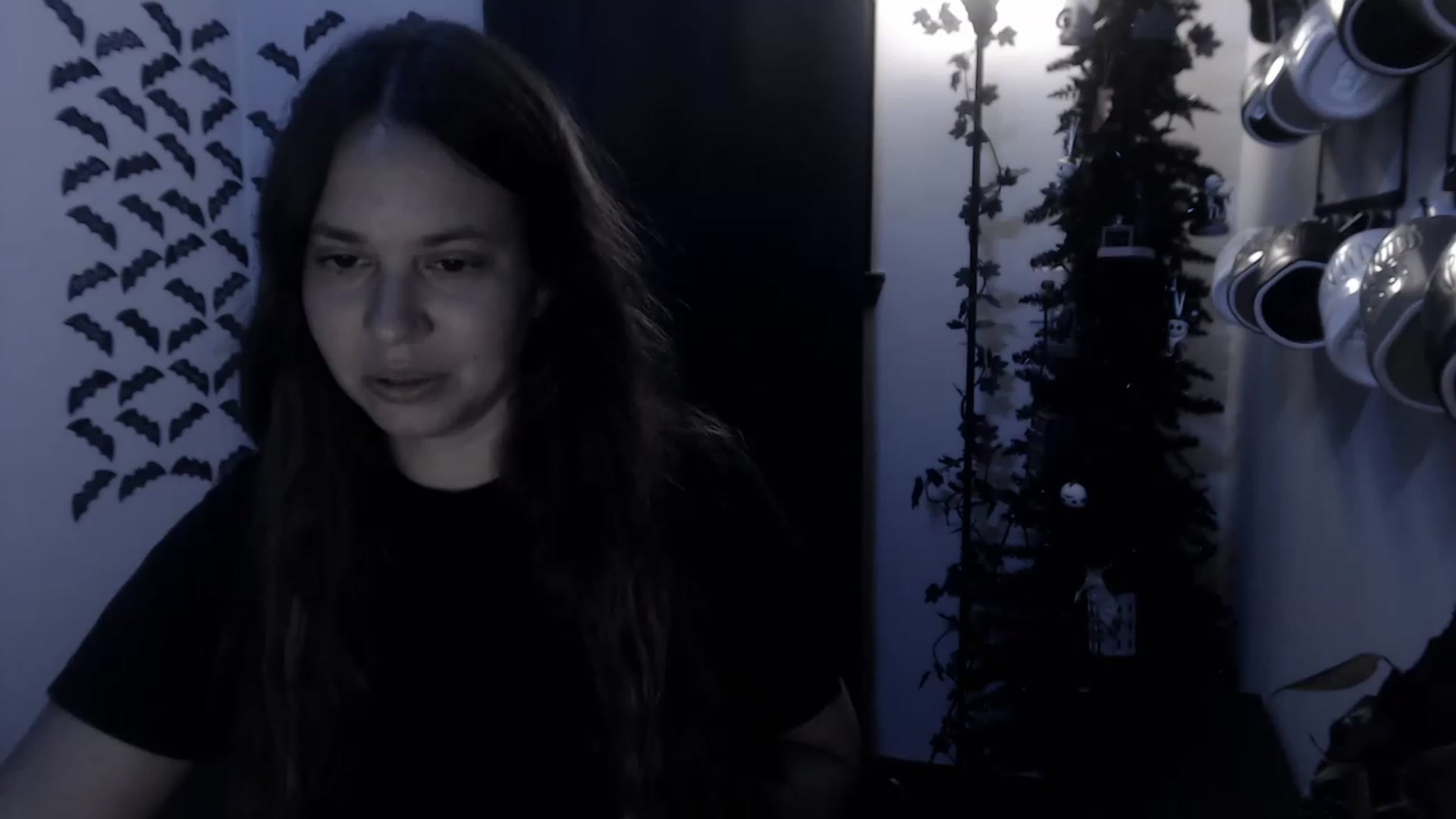Gallery image thumbnail from LadyMarceline's myfreecams stream on, 04/01/2023, 06:00 image 9 of 20