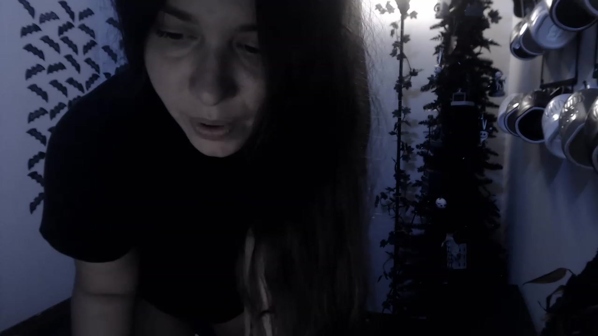 Gallery image thumbnail from LadyMarceline's myfreecams stream on, 04/01/2023, 06:00 image 18 of 20
