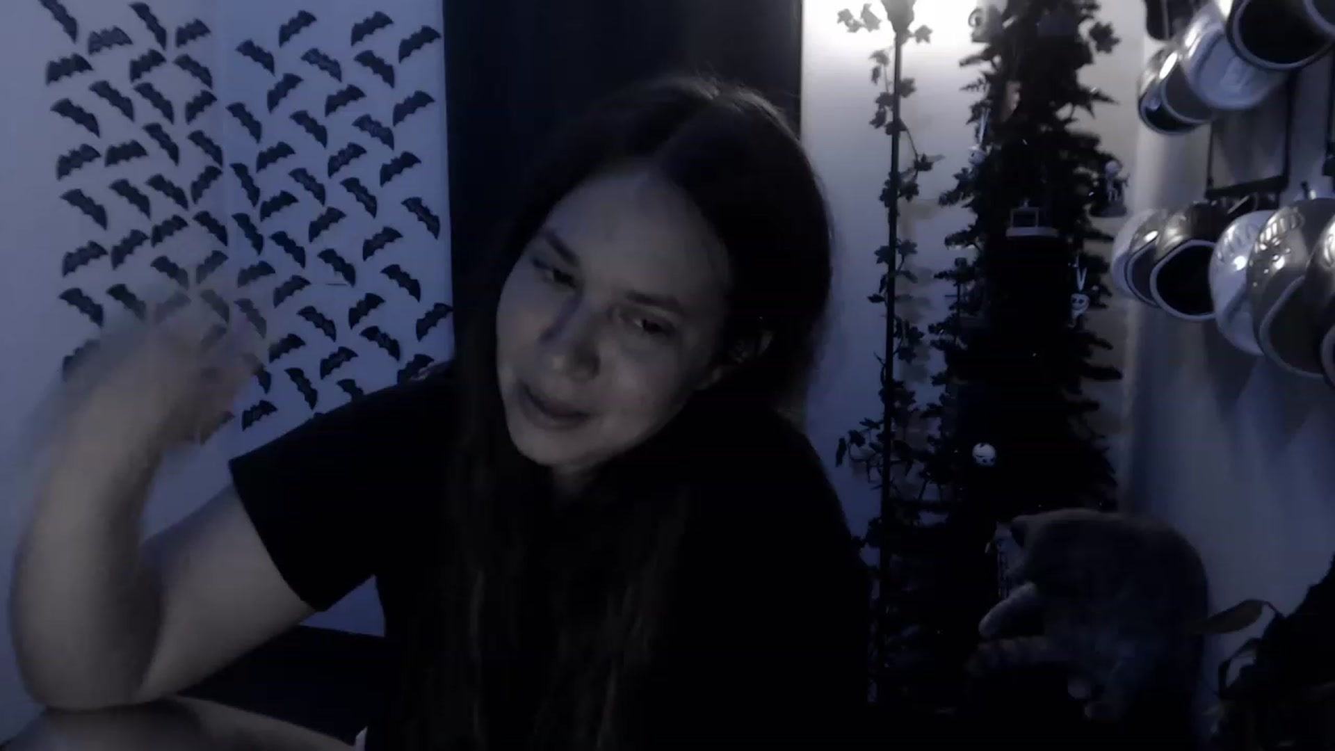 Gallery image thumbnail from LadyMarceline's myfreecams stream on, 04/01/2023, 06:00 image 15 of 20