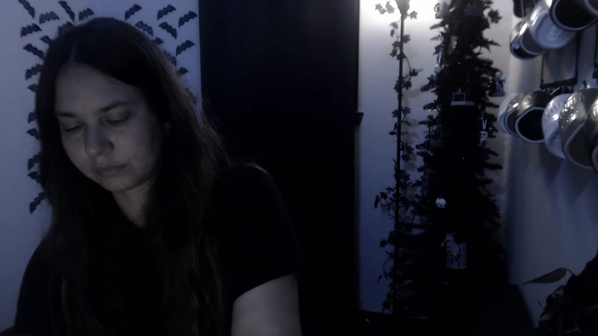Gallery image thumbnail from LadyMarceline's myfreecams stream on, 04/01/2023, 06:00 image 5 of 20