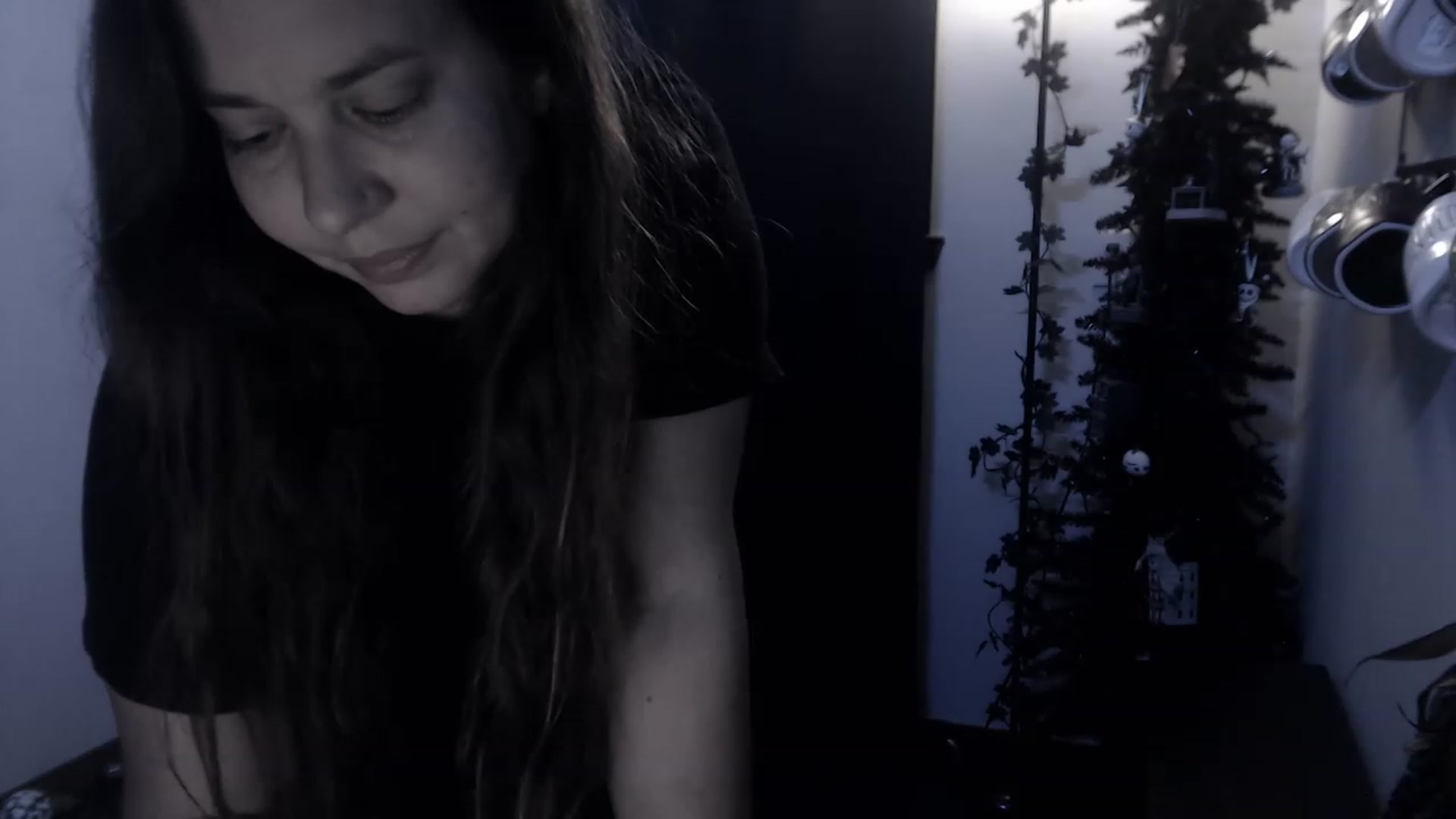 Gallery image thumbnail from LadyMarceline's myfreecams stream on, 04/07/2023, 05:28 image 12 of 20