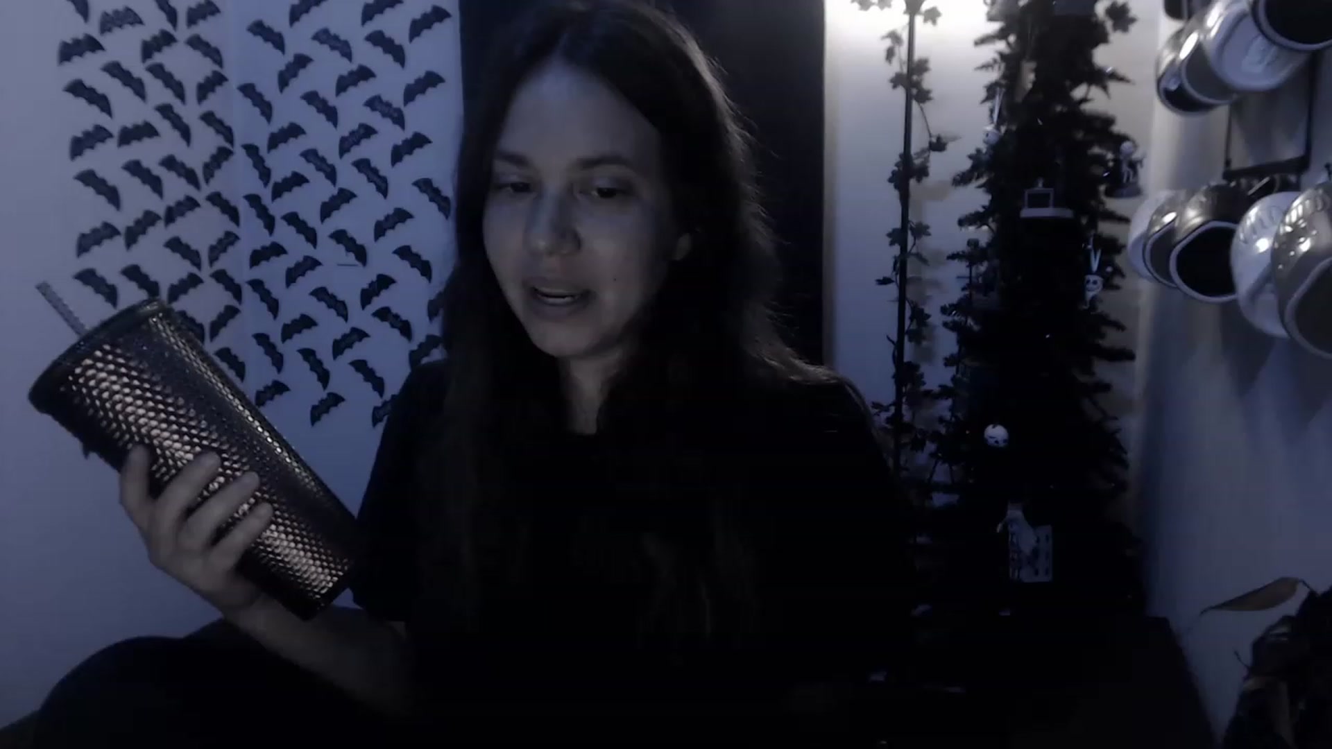 Gallery image thumbnail from LadyMarceline's myfreecams stream on, 04/08/2023, 05:42 image 4 of 20
