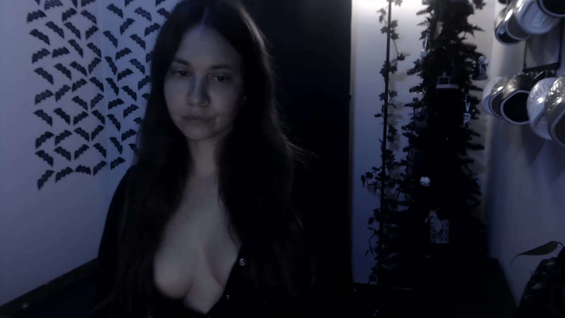 Gallery image thumbnail from LadyMarceline's myfreecams stream on, 04/09/2023, 05:34 image 13 of 20