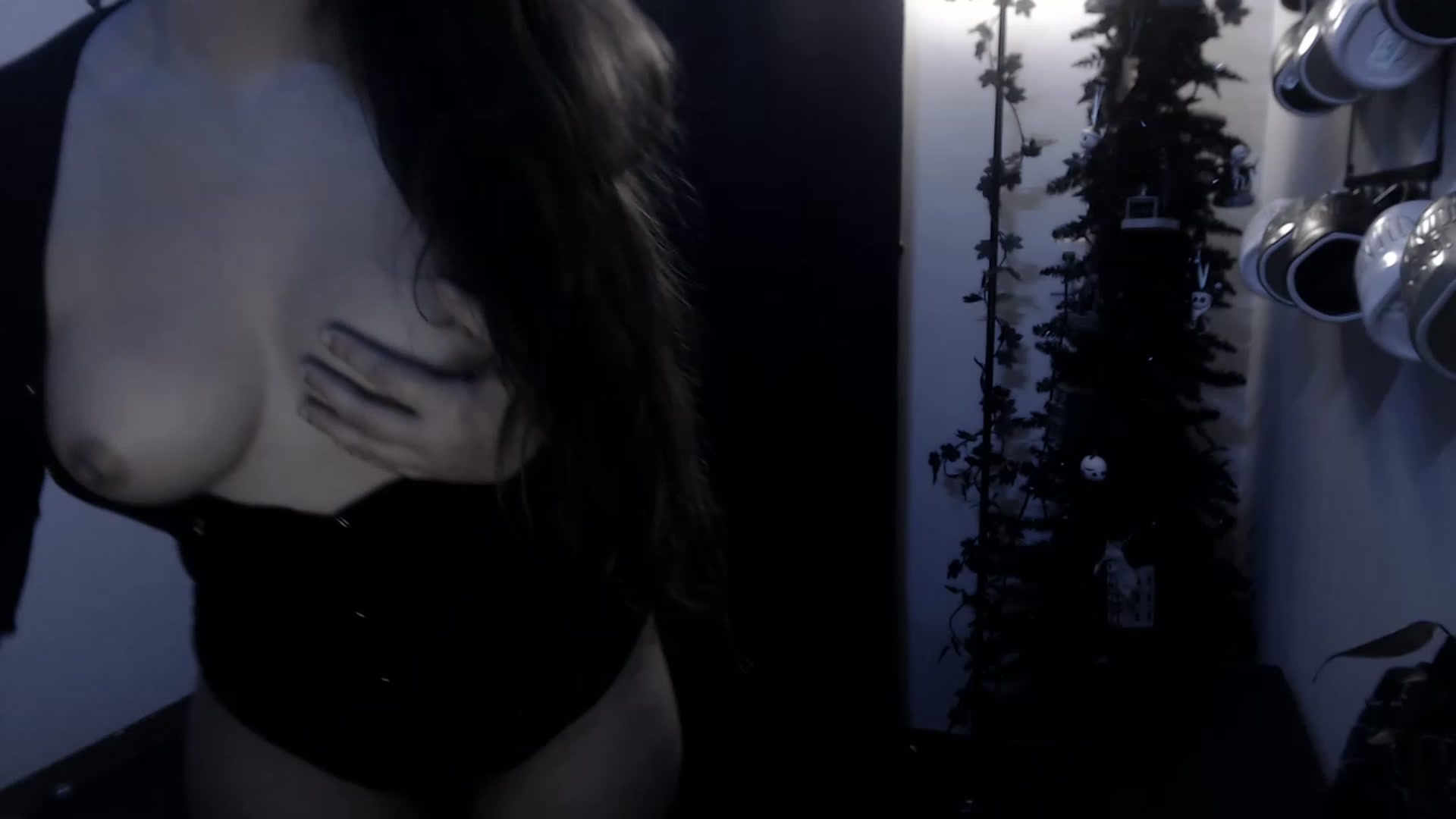 Gallery image thumbnail from LadyMarceline's myfreecams stream on, 04/09/2023, 06:42 image 8 of 20